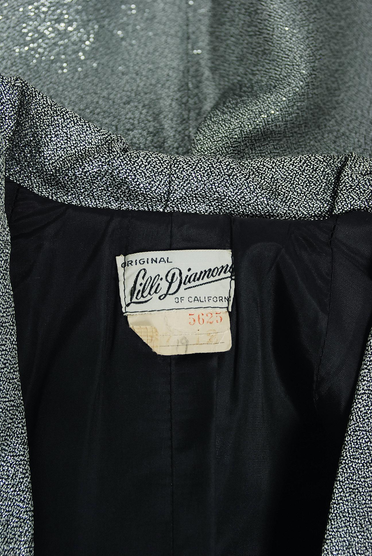 1950er Jahre Lilli Diamond Silber Lamé Perlen trägerloses Kleid und Swing Jacke im Angebot 7