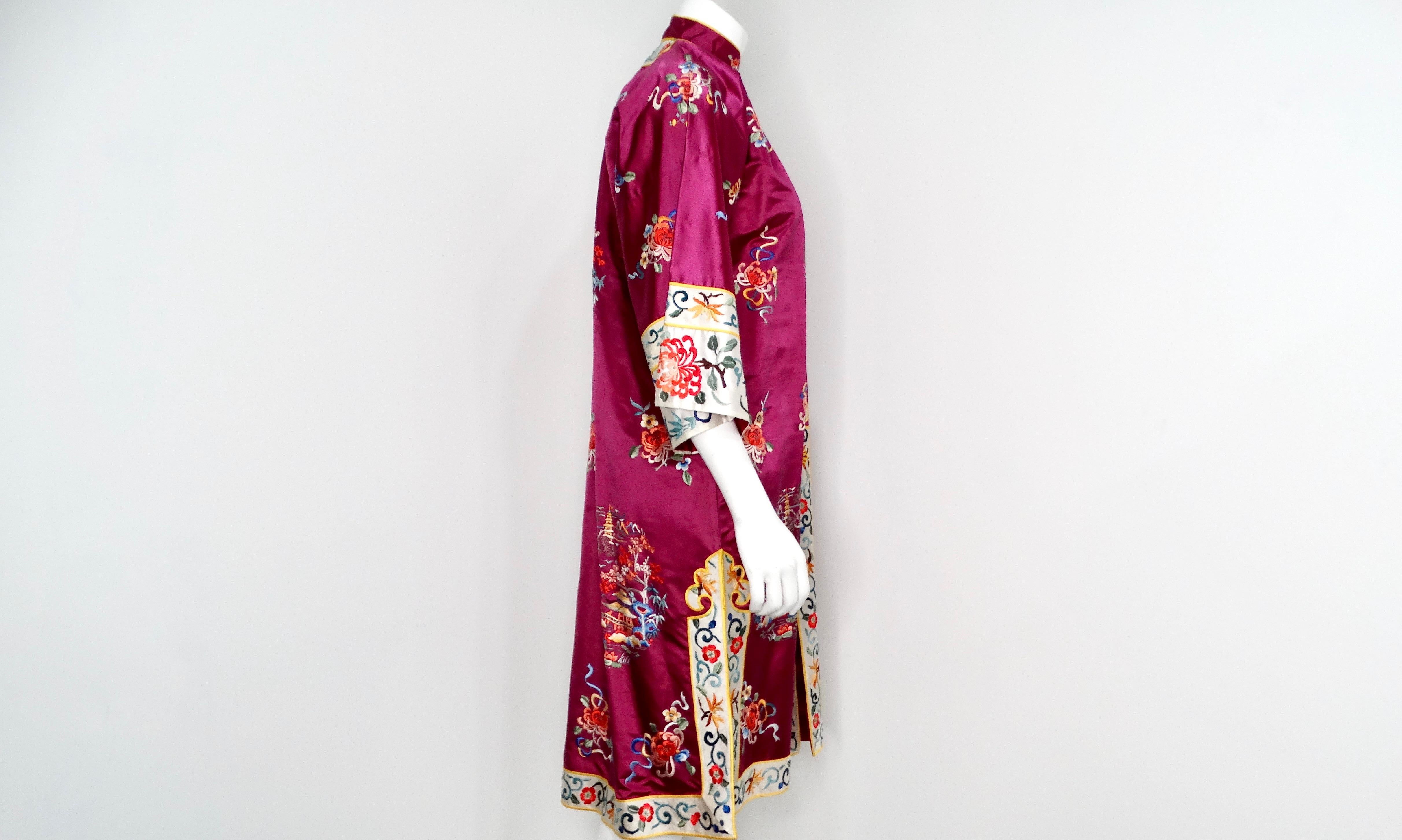 Chinesische lila Jacke aus Seidenmischung mit Blumendruck und besticktem Seidenmischung, 1950er Jahre im Angebot 3