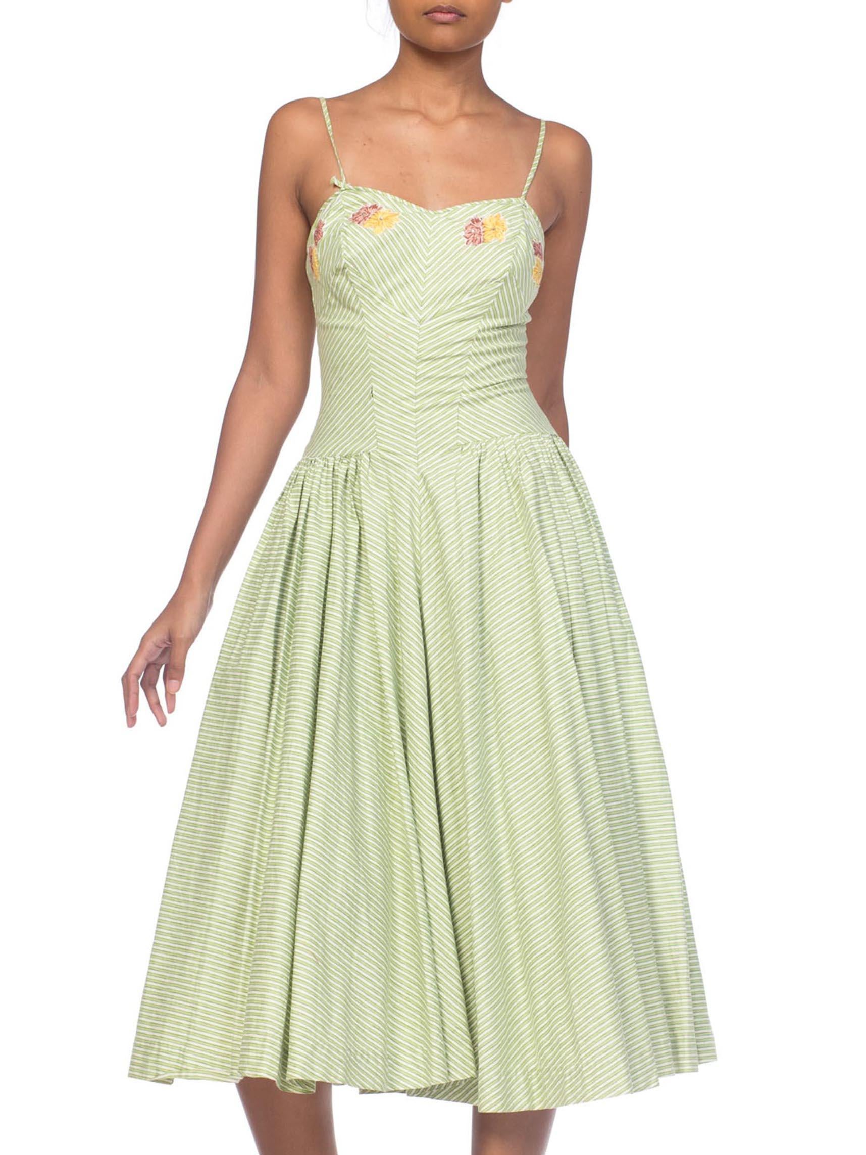circle green dress