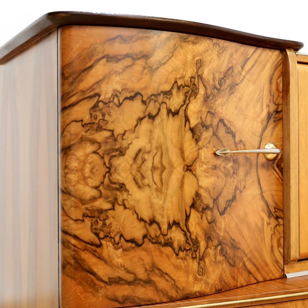 Gabinete para licores Credenza de los años 50 por Beautility of London Madera en venta