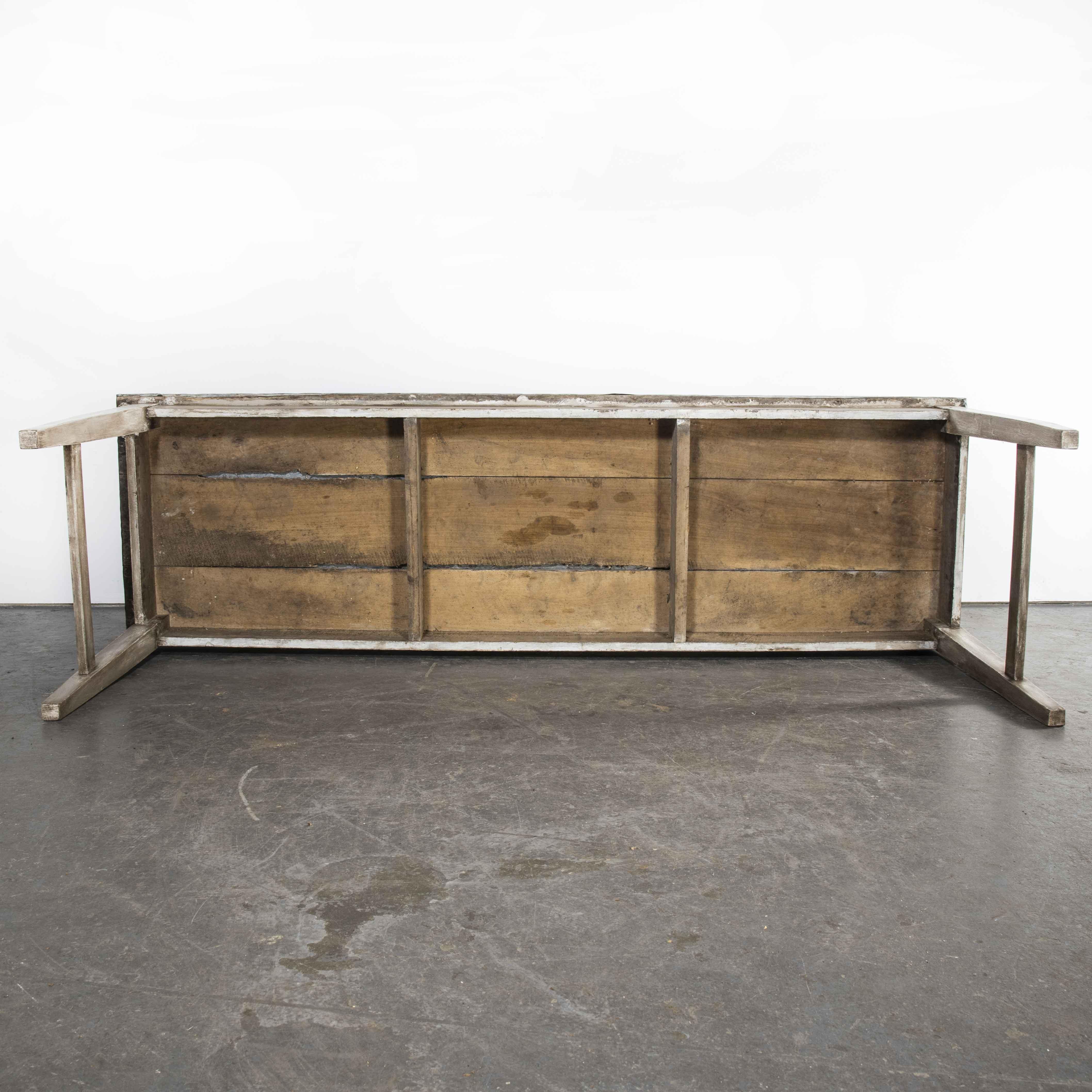 1950’s Long Zinc Topped Rectangular French Workshop Dining, Console Table In Good Condition In Hook, Hampshire