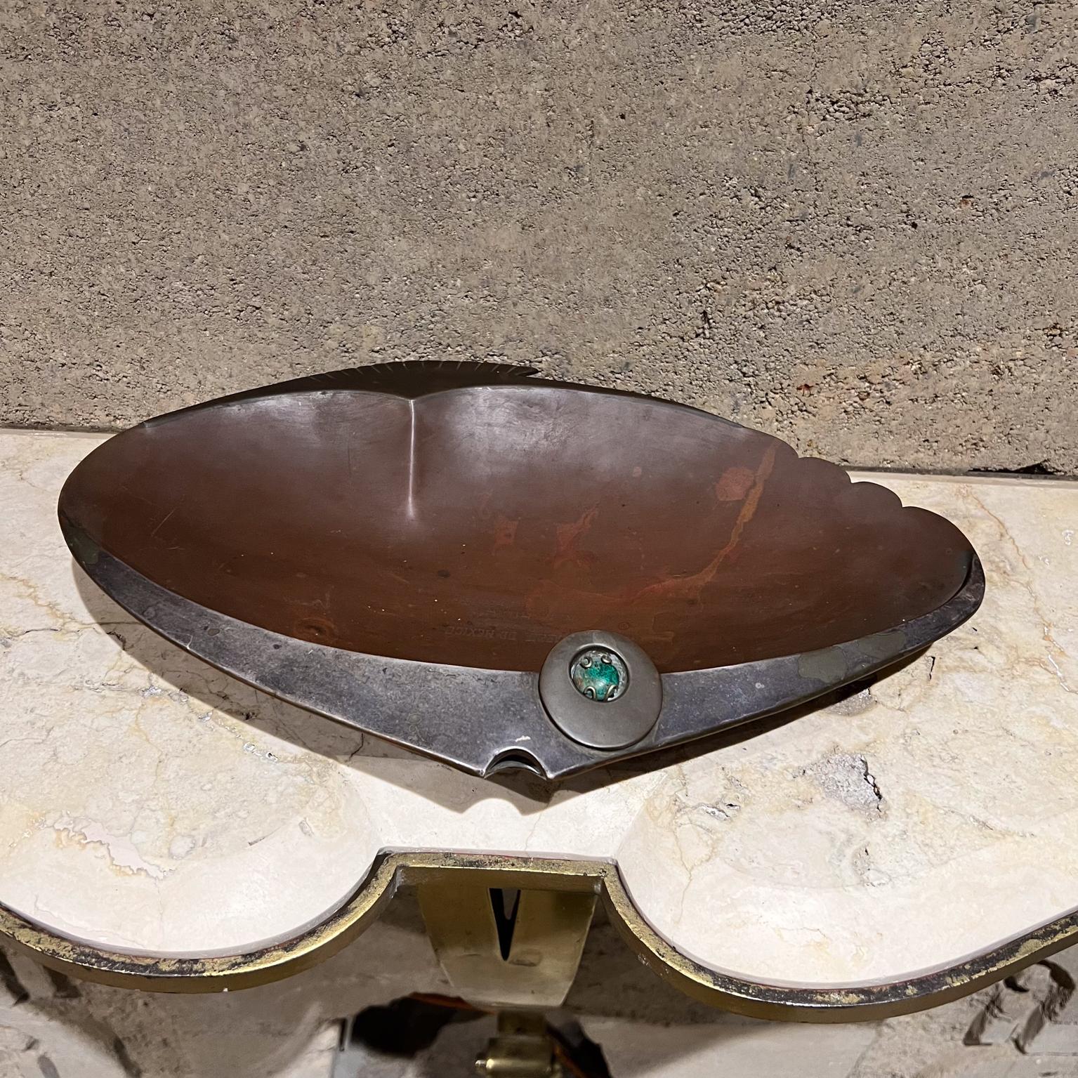 1950s Los Castillo Decorative Dish Bronze Fish Shaped Bowl Taxco Mexico en vente 4