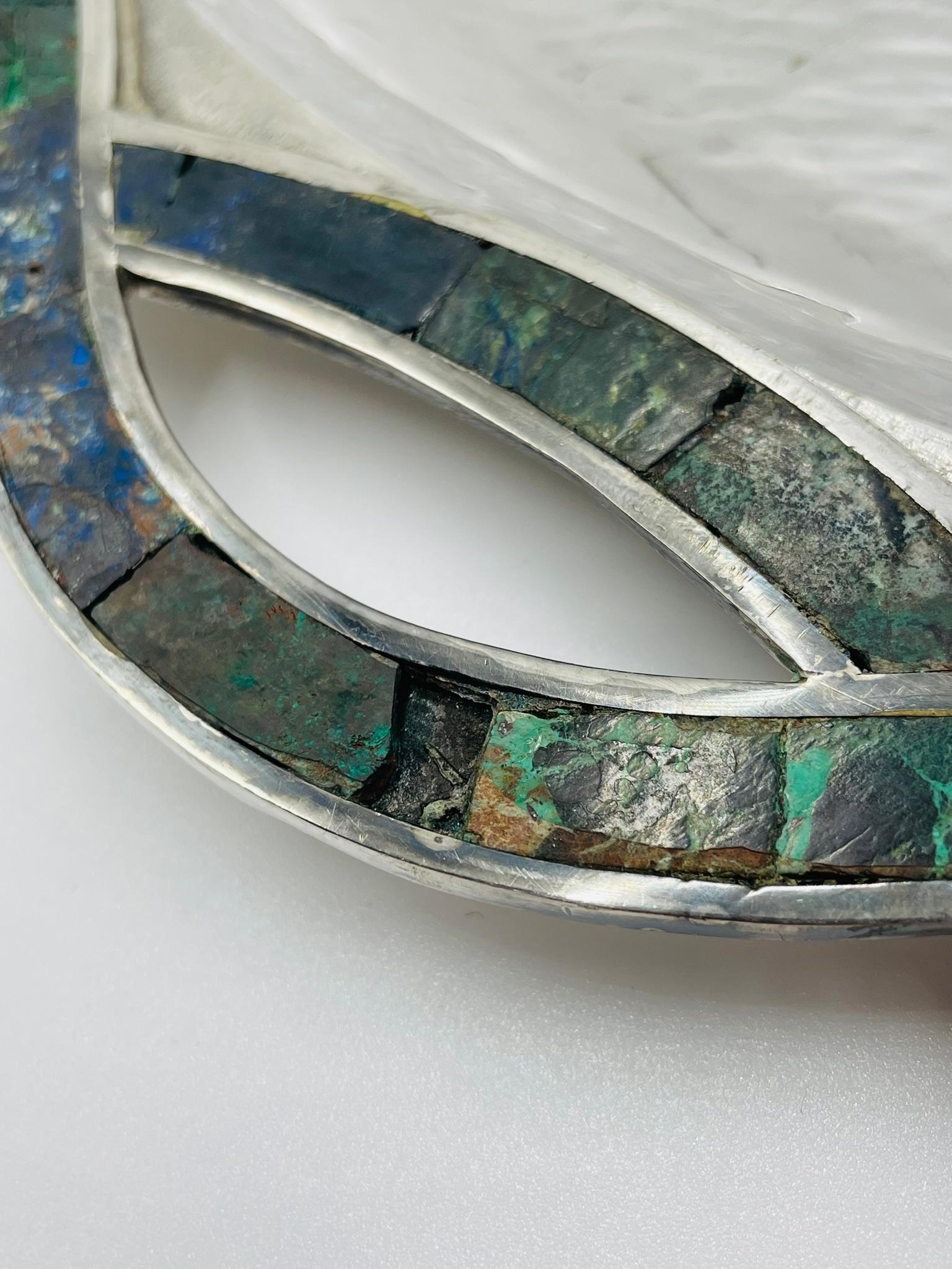 Plateau artisanal des années 1950 de Los Castillo avec incrustation de malachite et de lapis, Mexique moderne en vente 6