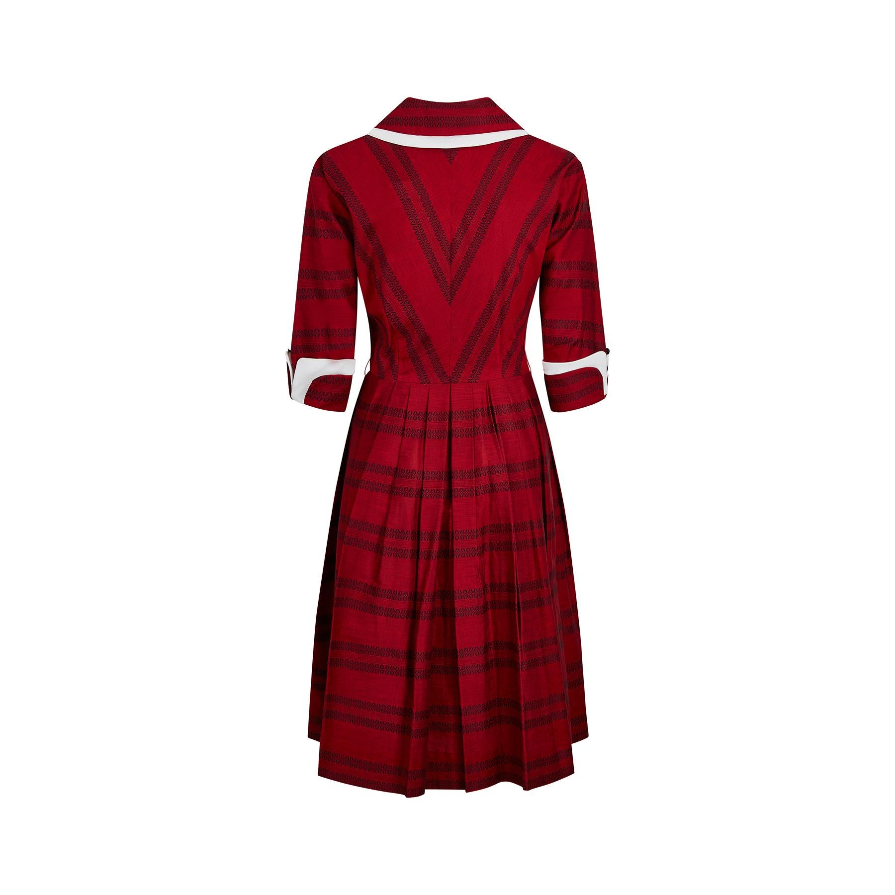 1950s Lou-Ette Red and Black Cotton Shirt Waister Dress In Excellent Condition For Sale In London, GB