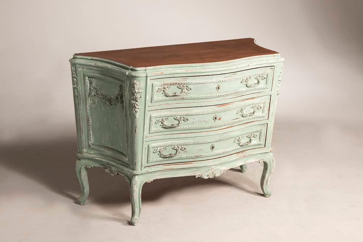 Kommode im Louis XV-Stil der 1950er Jahre aus gebeiztem Nussbaumholz (Italienisch) im Angebot