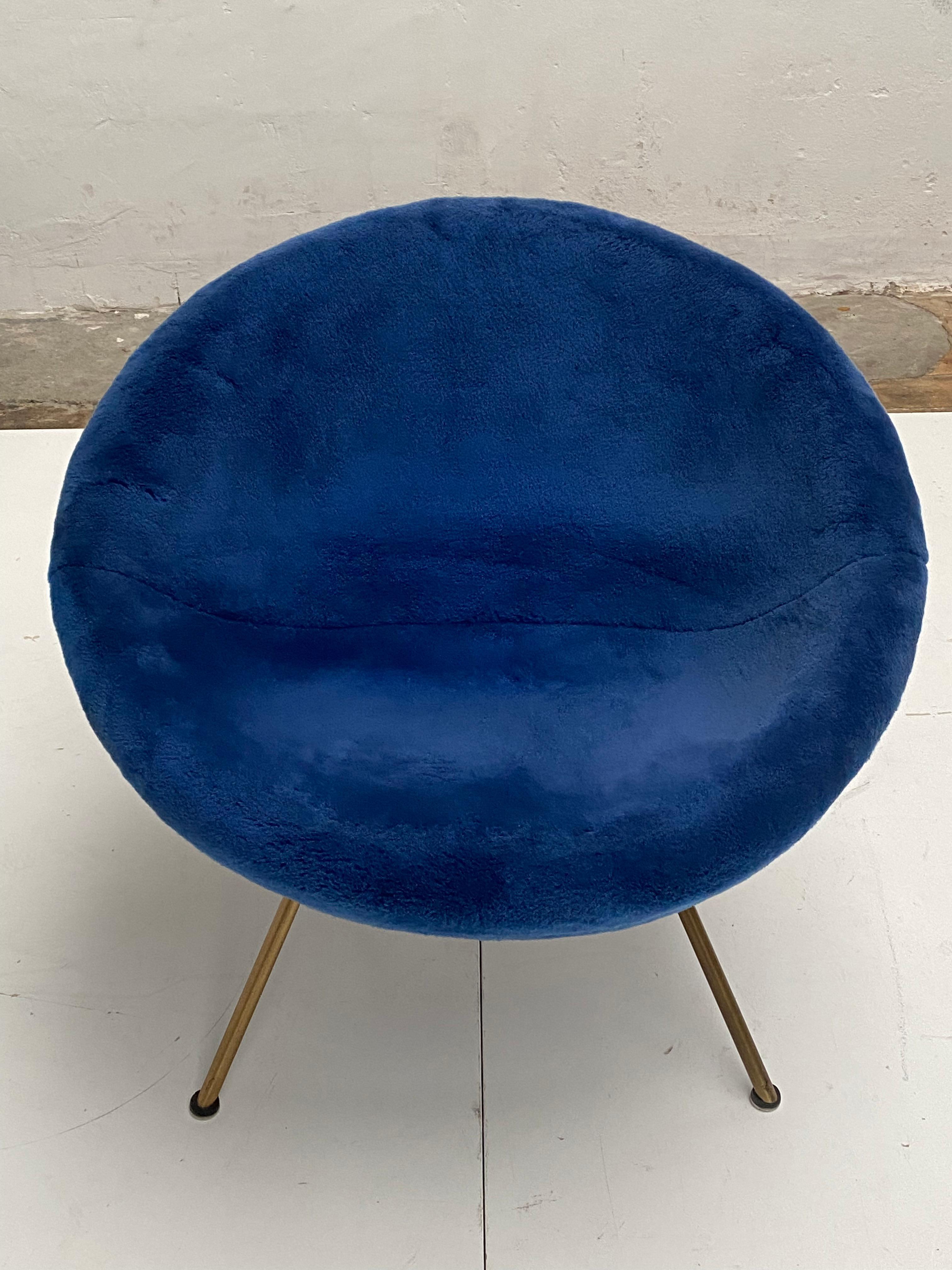 1950's Lounge Chair by Fritz Neth for Correcta  Germany Original Upholstery  For Sale 3