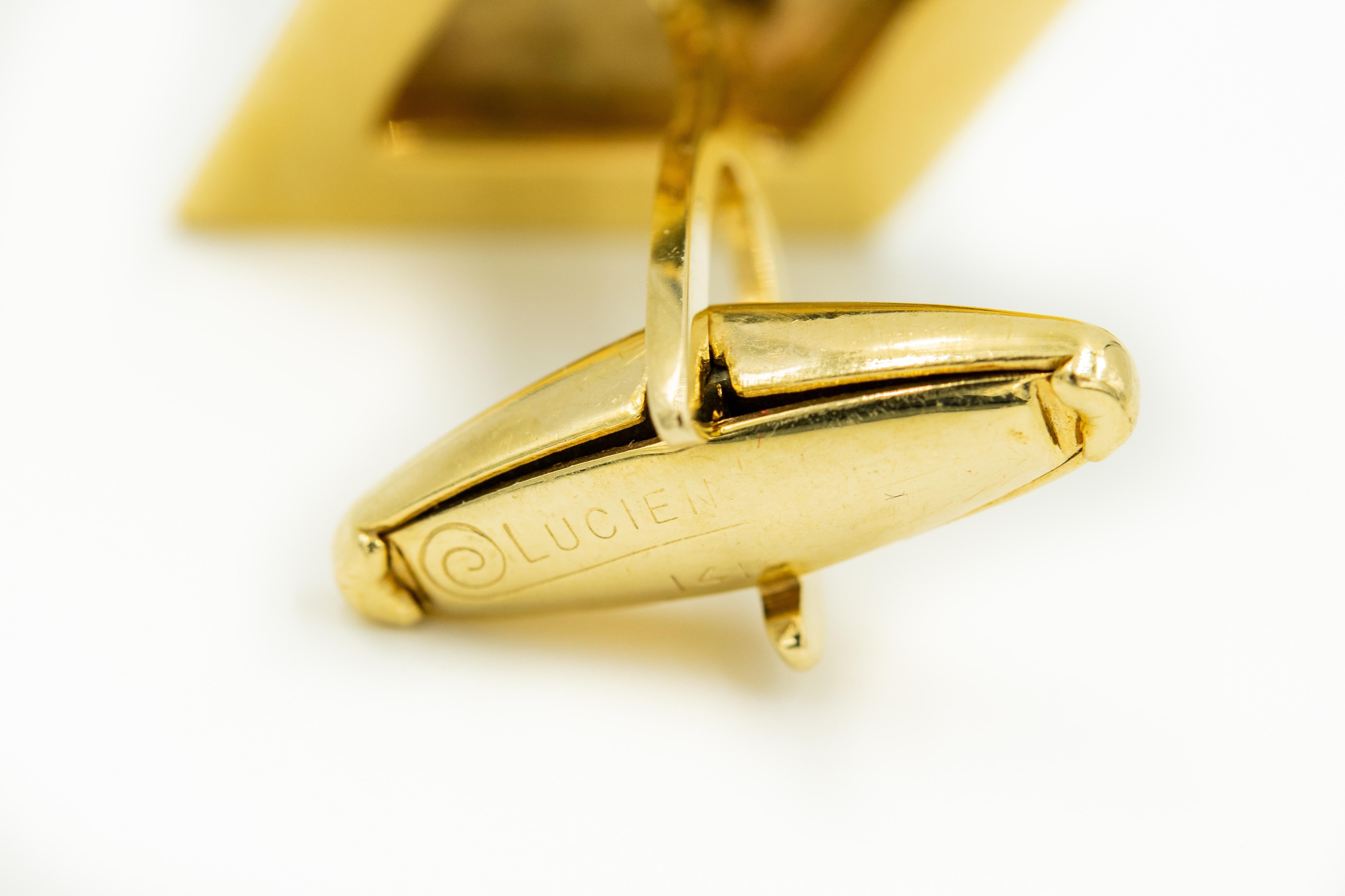 Women's or Men's 1950s Lucian Piccard Diamond Shaped Sapphire Yellow Gold Cufflinks For Sale