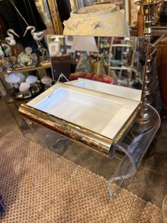 1950er Lucite und Glas Ankleidezimmer Waschtisch von Hill Manufacturing Co.