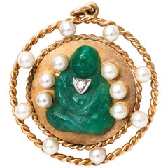 Pendentif Lucky Buddha en jade des années 1950 avec diamant taille unique et perles