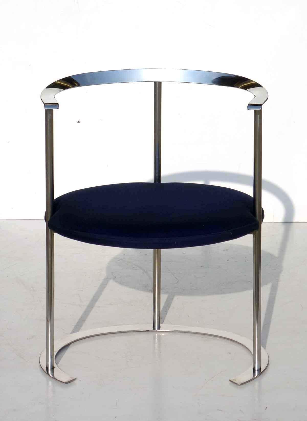 Luigi Caccia Dominioni Catilina chairs for Azucena, Italy, 1958
Metal steel frame
Original fabric seat
Frame and upholstery in excellent condition.
  