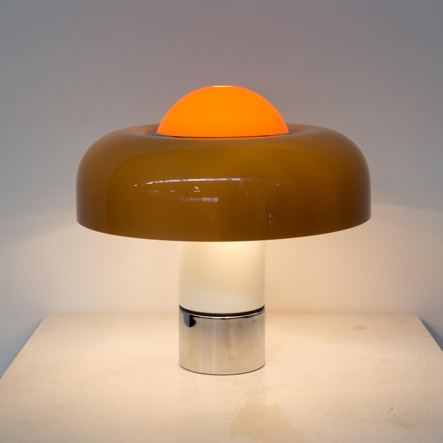 1950s Luigi Massoni ‘Brumbury’ Table Lamp for Guzzini In Good Condition For Sale In Amstelveen, Noord