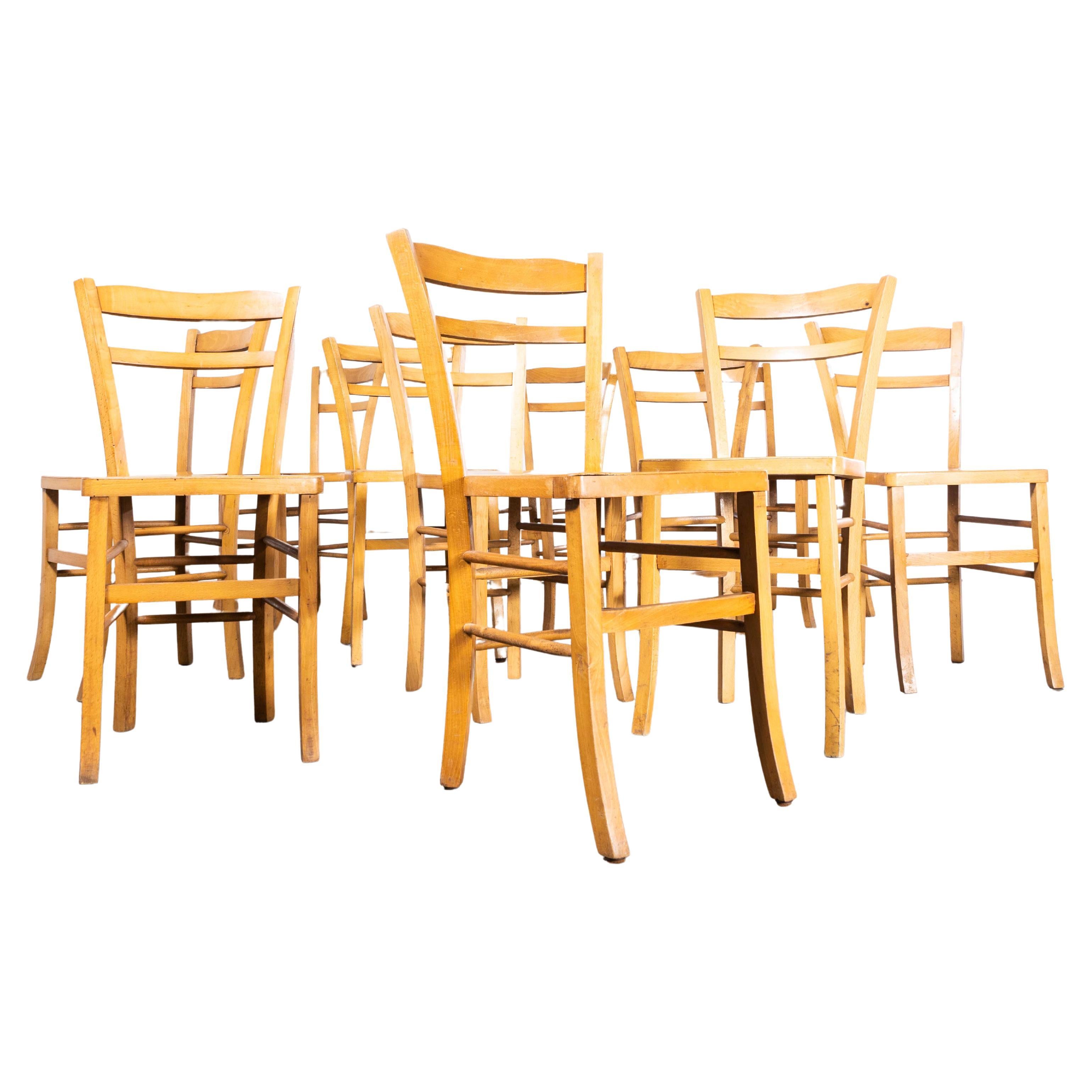 1950er Jahre Luterma  Französische blonde Bauernhaus-Esszimmerstühle – Set aus zehn Stühlen im Angebot