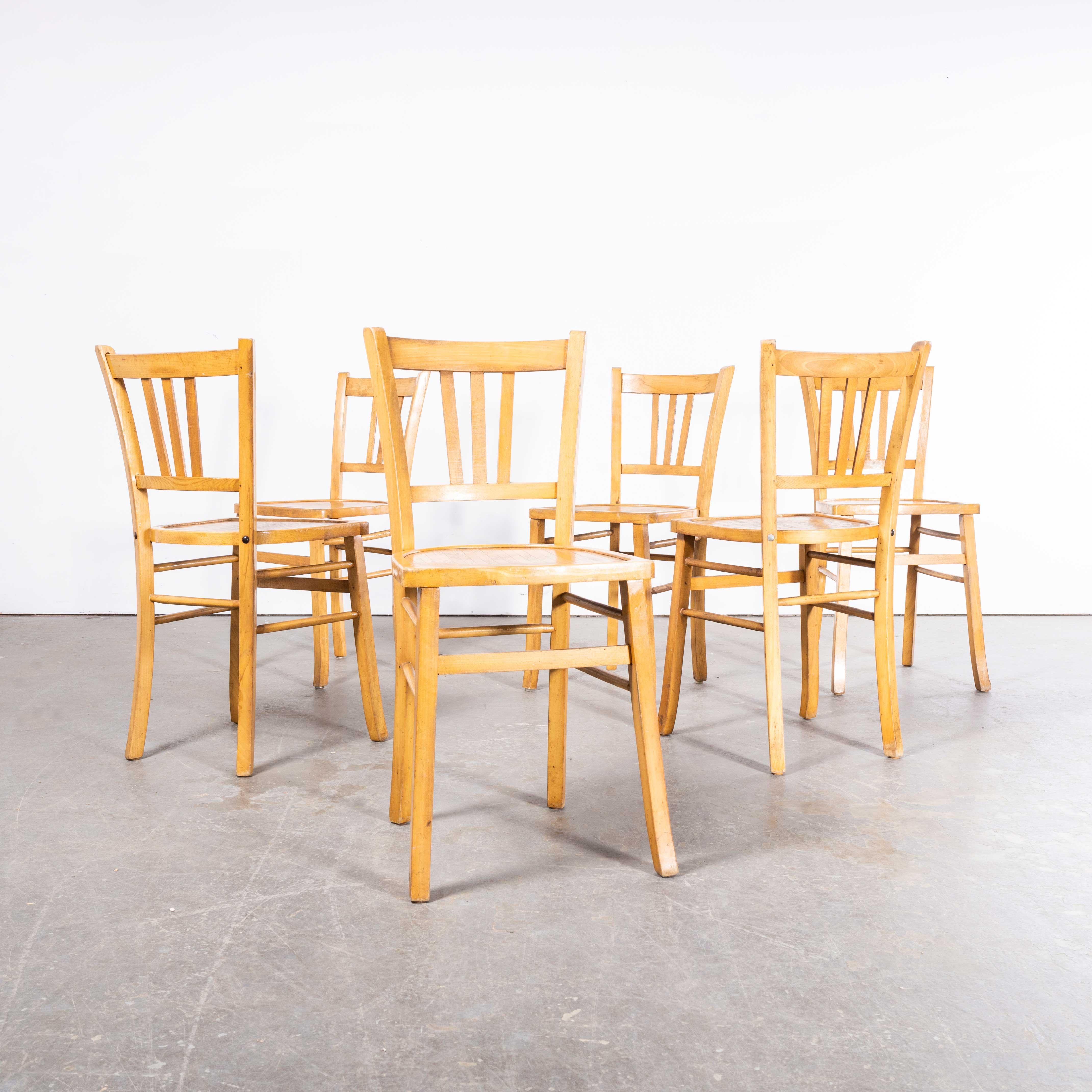 1950’s Luterma French Farmhouse Dining Chair – Set Of Six
1950’s Luterma French Farmhouse Dining Chair – Set Of Six. The process of steam bending beech to create elegant chairs was discovered and developed by Thonet, but when its patents expired in