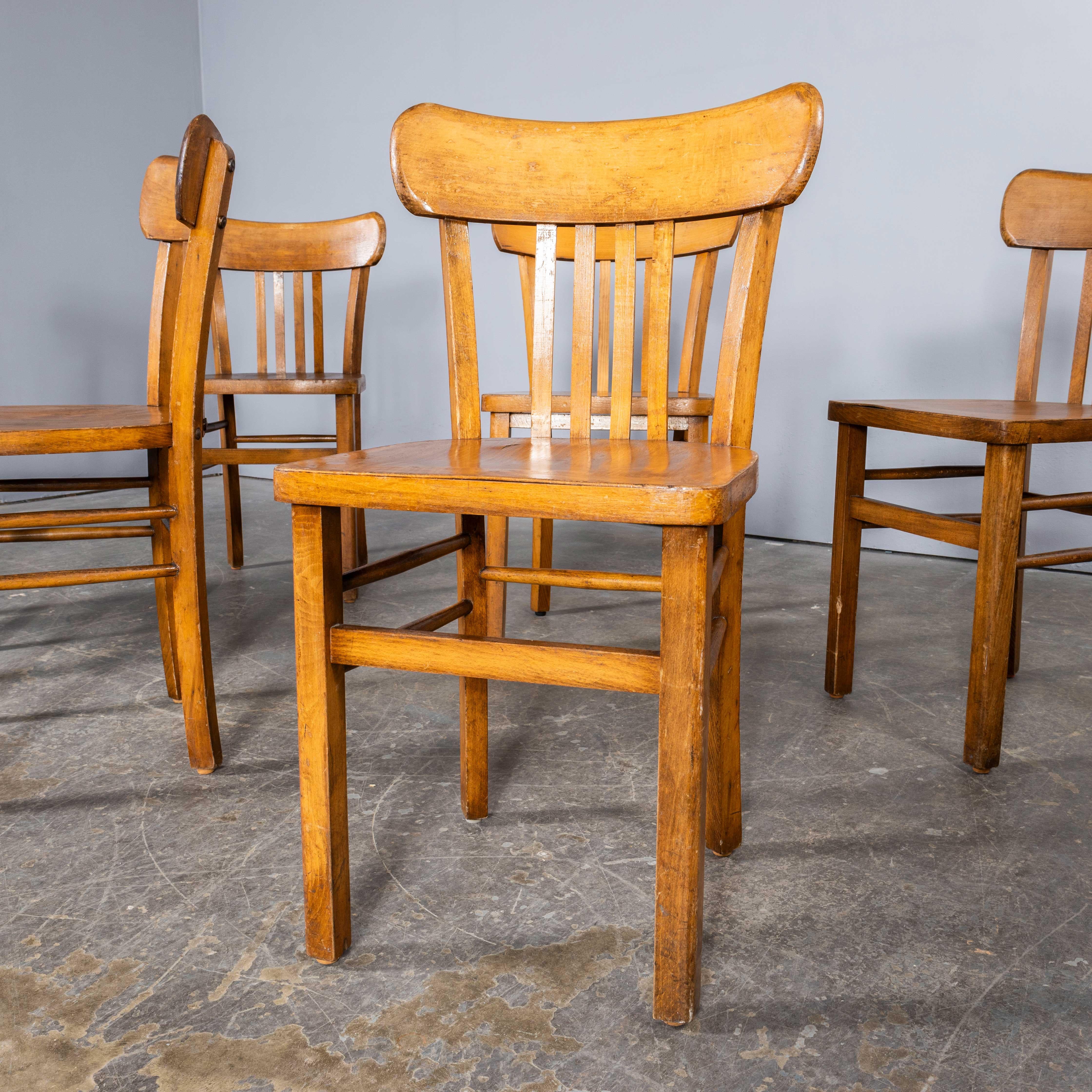 1950's Luterma Honey Oak Bentwood Grill Back Dining Chair - Gute Menge verfügbar (Mitte des 20. Jahrhunderts) im Angebot