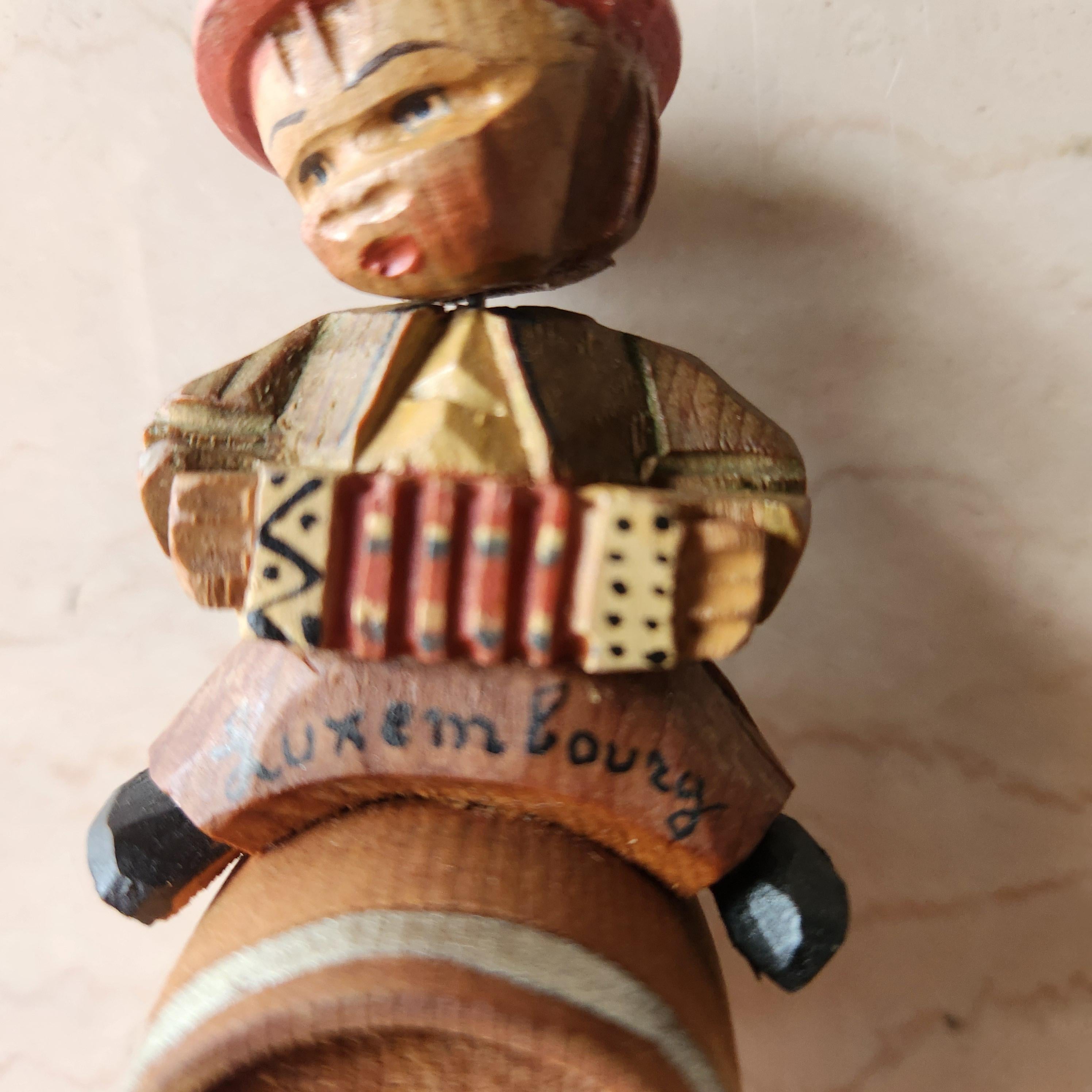 1950s Luxembourg Hand Carved Wood Wine Bottle Cork Stopper For Sale 2