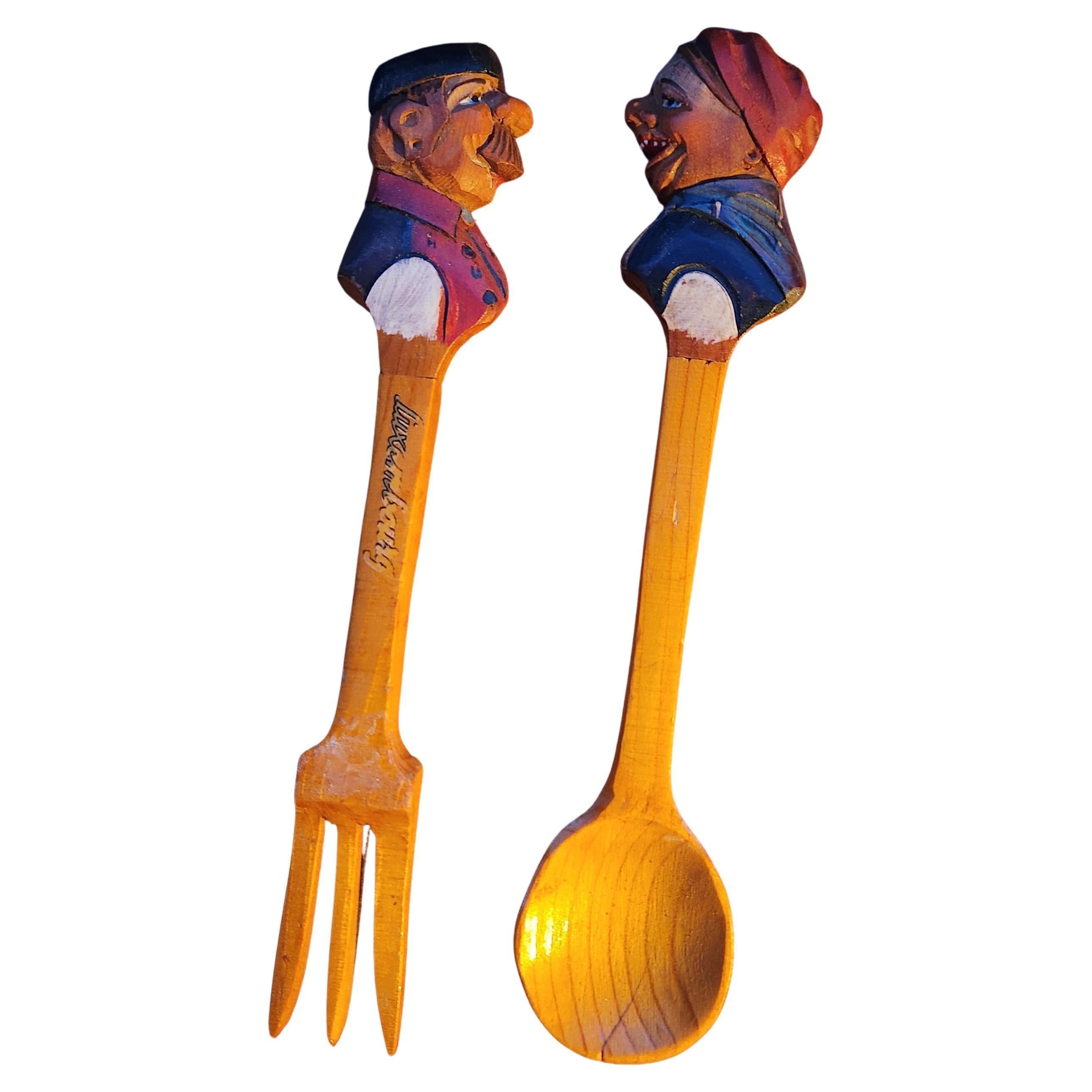Mid-Century Modern 1950s Luxembourg Man Woman Hand Carved Wood Salad Server Set Italy For Sale