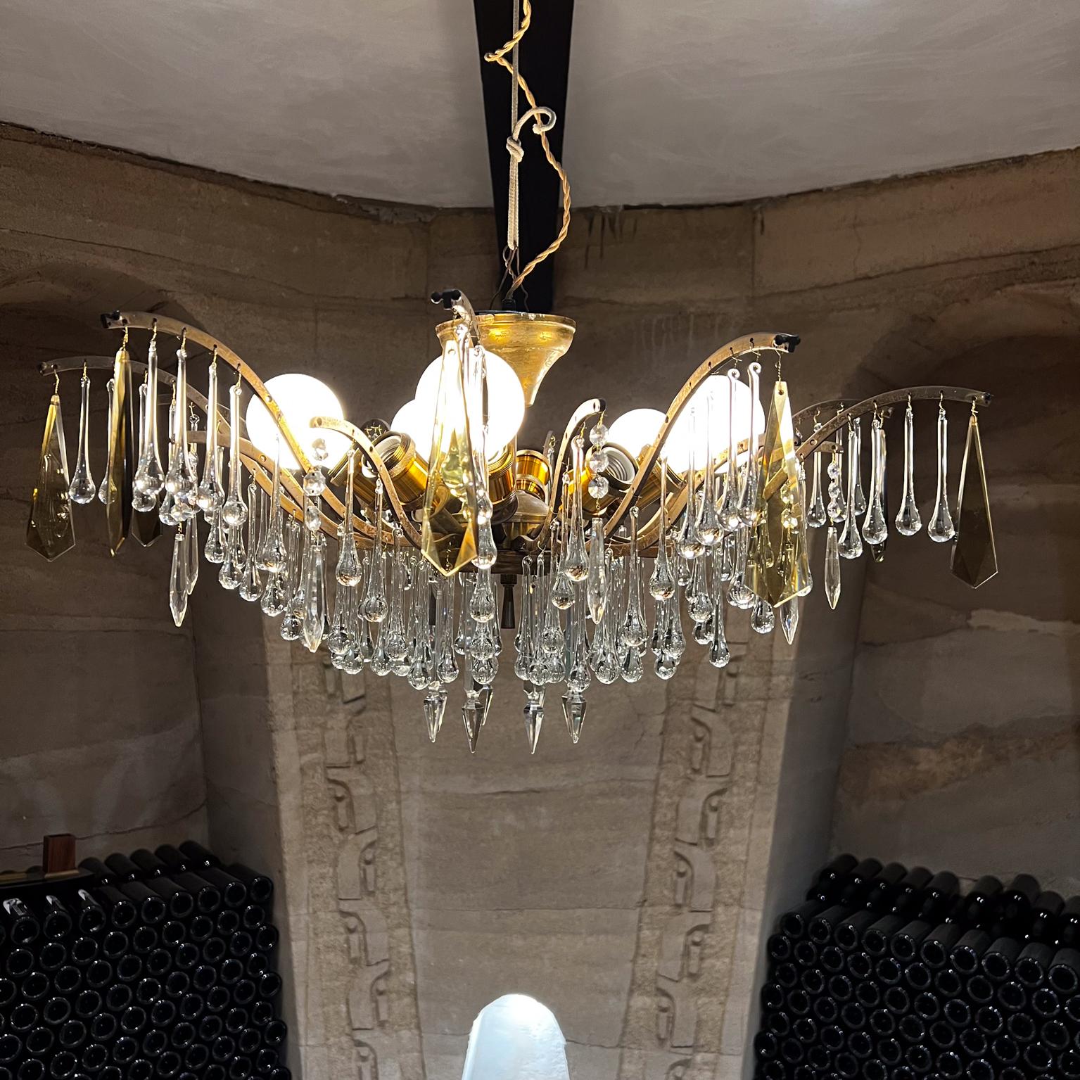 1950s Luxurious Murano Teardrop Crystal and Bronze Chandelier Ten Light In Good Condition For Sale In Chula Vista, CA
