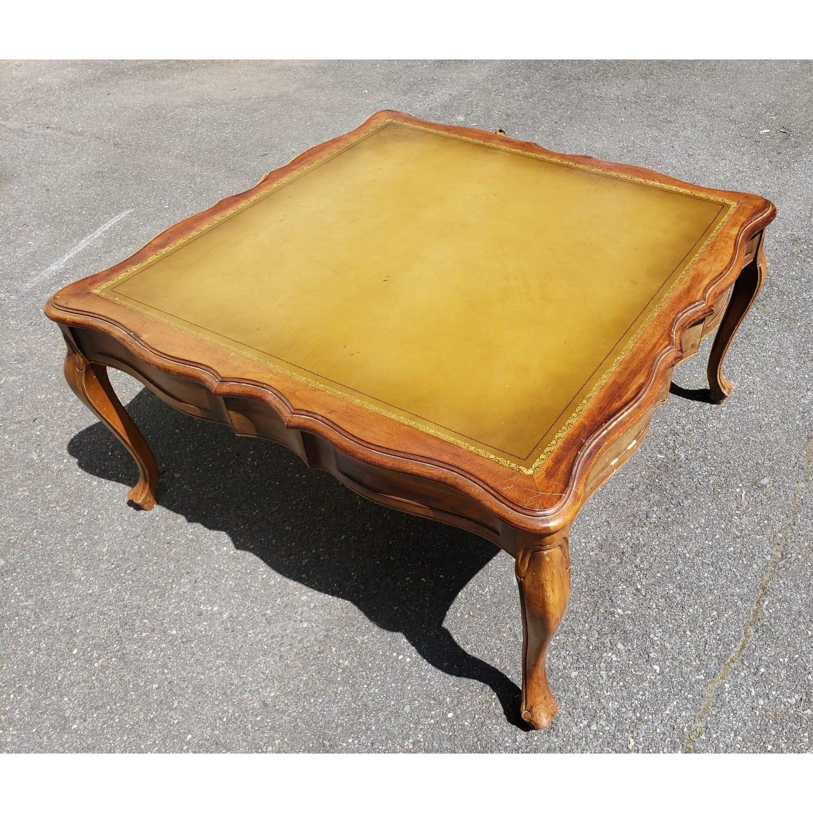 Varnished 1950s Mahogany Coffee Table with Leather and Stenciling Top For Sale