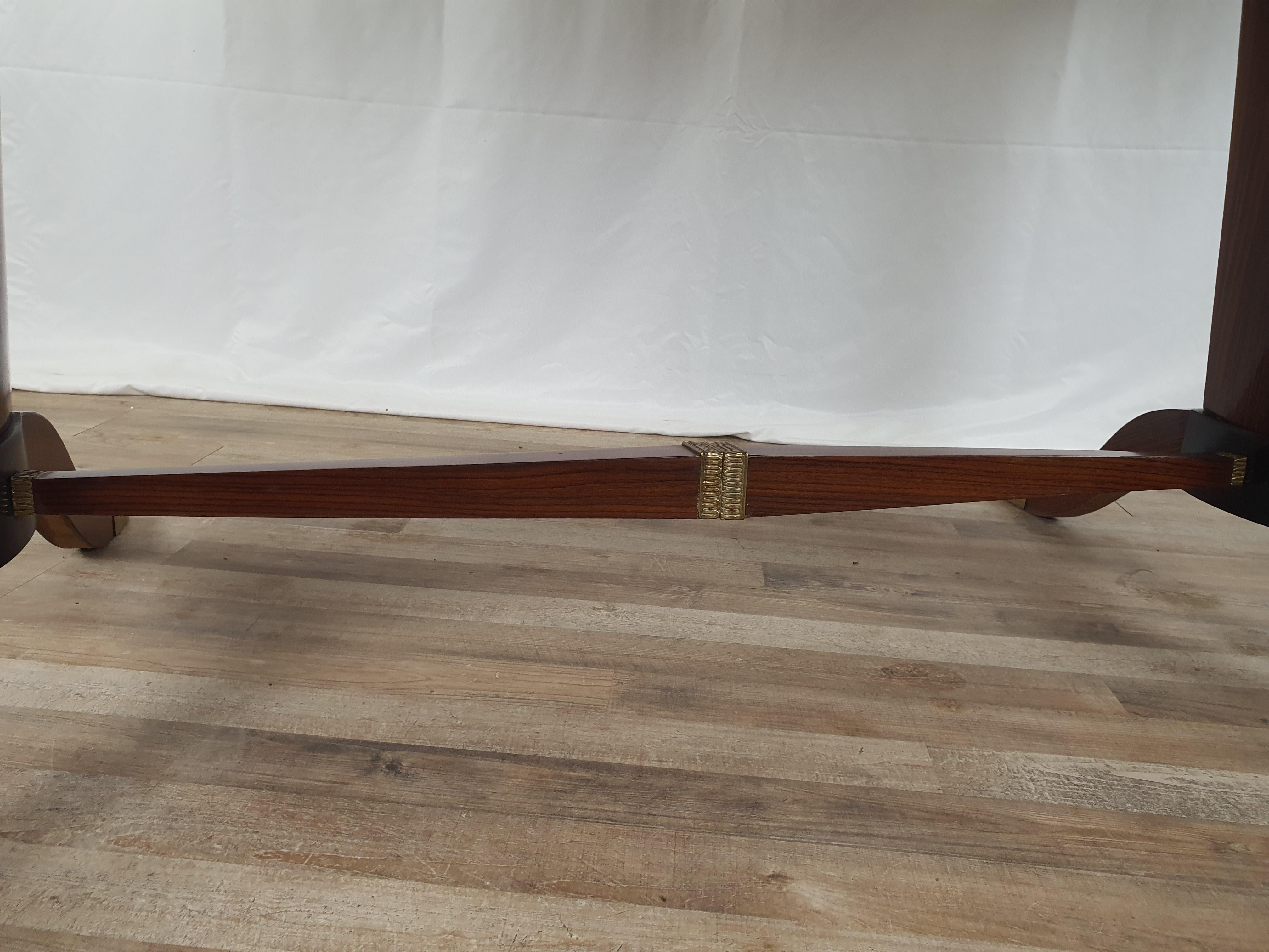 1950s Mahogany Oval Dining Table For Sale 10