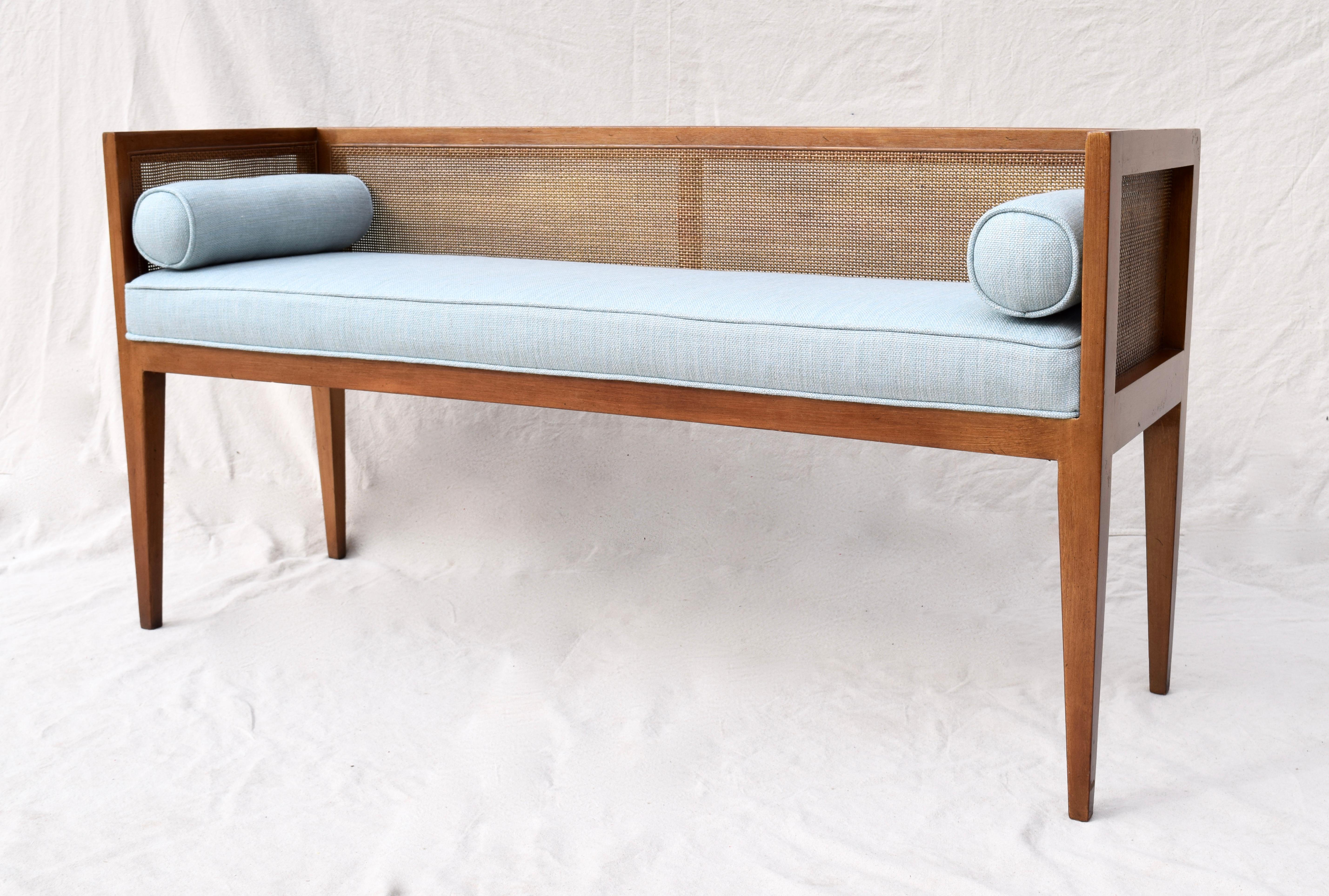 1950s Mahogany Window Bench Attributed to Edward Wormley for Dunbar In Excellent Condition In Southampton, NJ