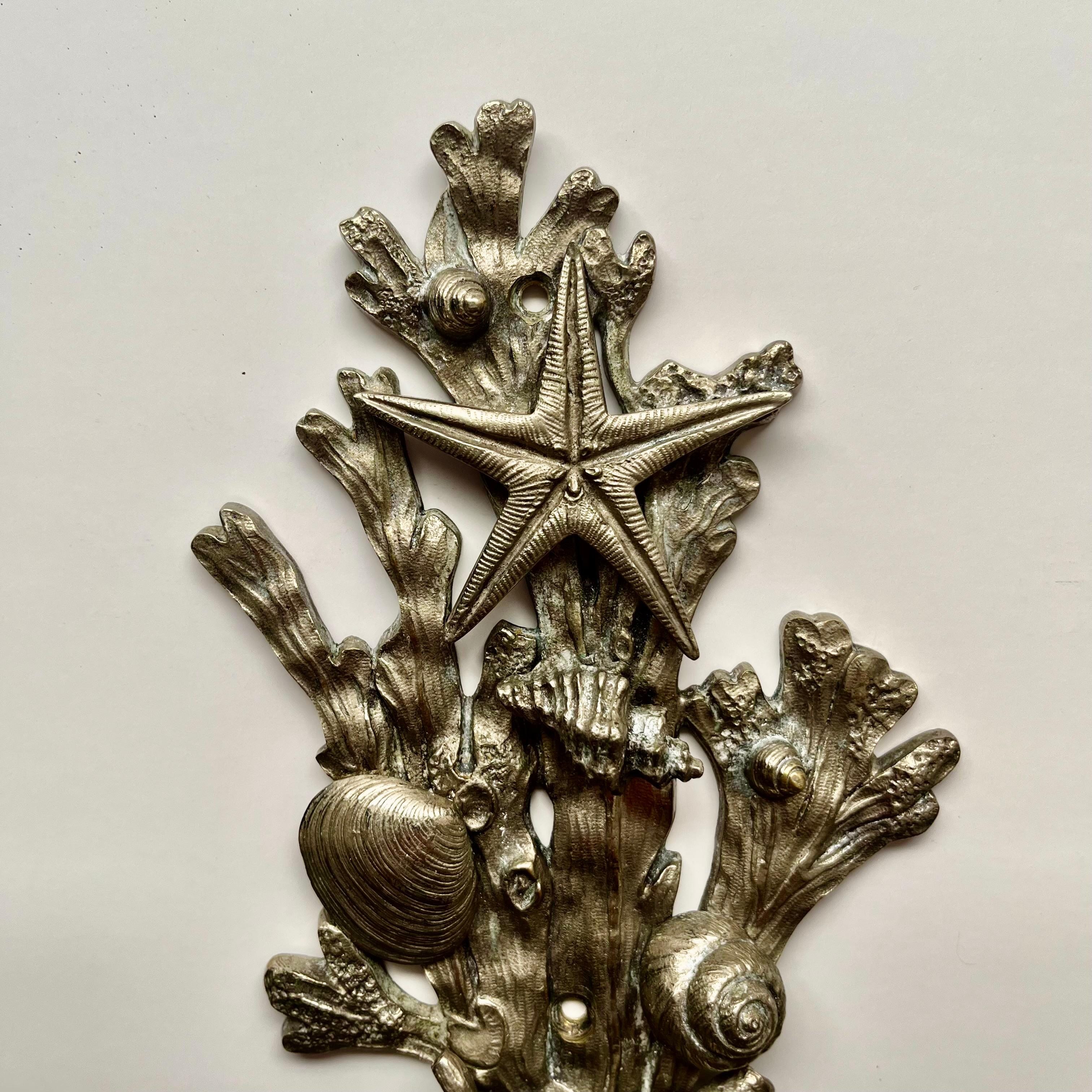 Aplique de pared Maison Jansen de 1950 con temática marina Francés en venta