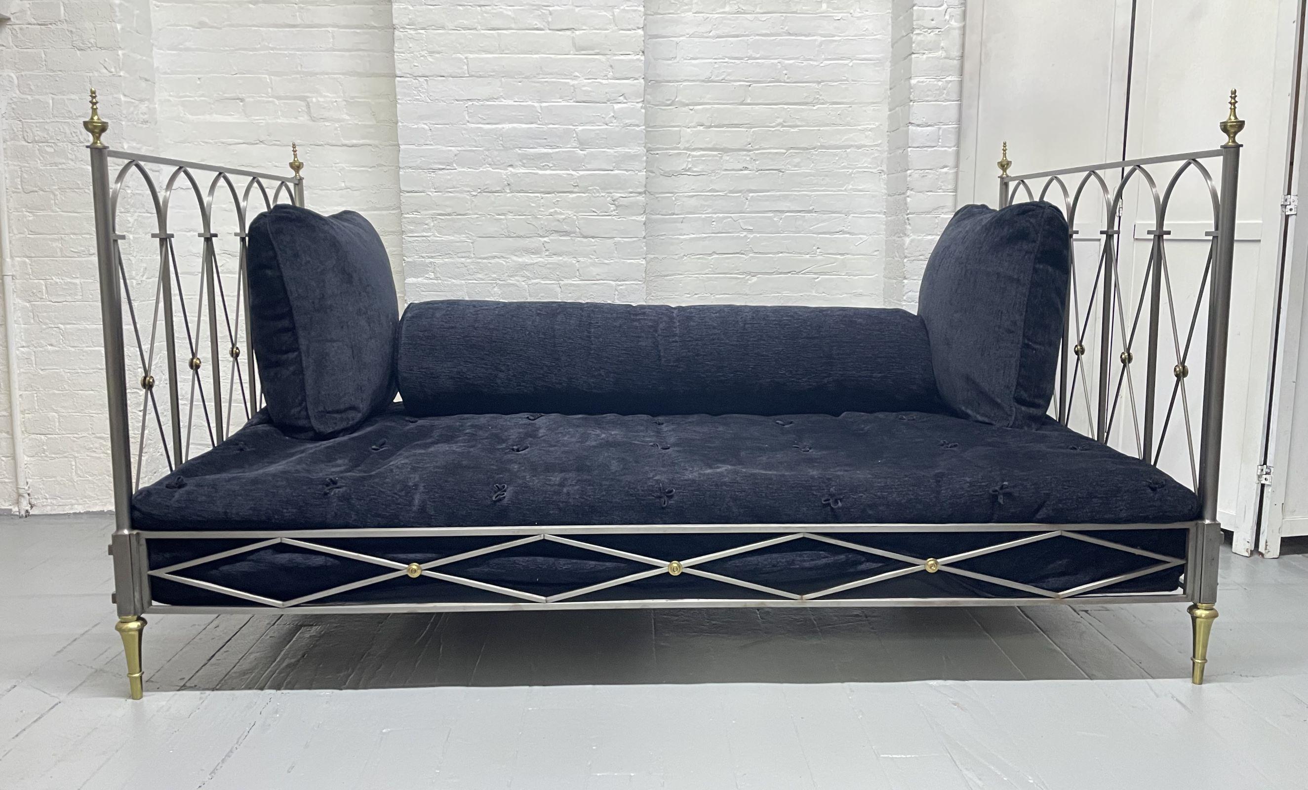 Mid-20th Century 1950s Maison Jansen Steel and Brass Daybed For Sale