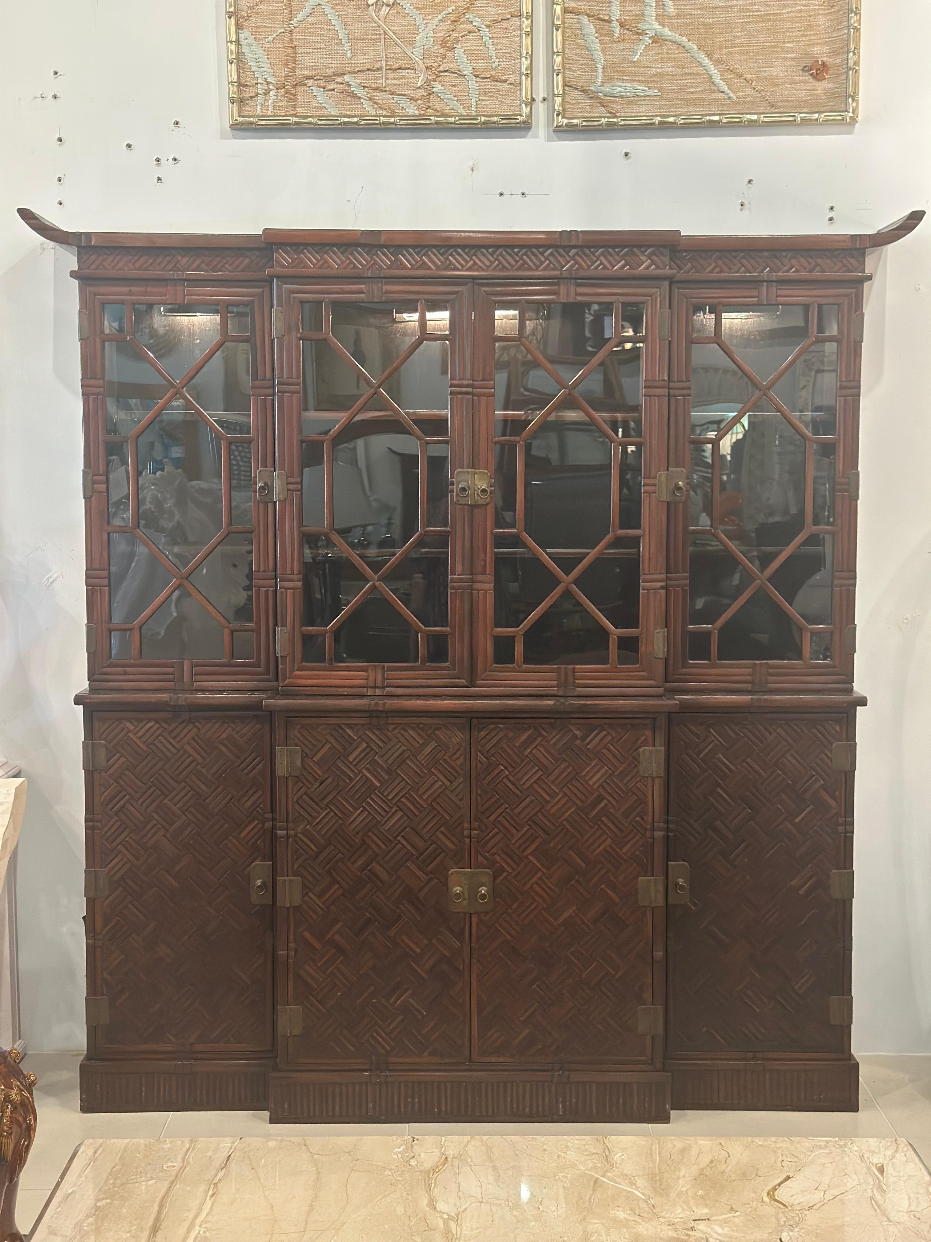 Vajilla Pagoda de Caoba de imitación de bambú y ratán tejida Maitland & Glascoe, años 50 en venta 1