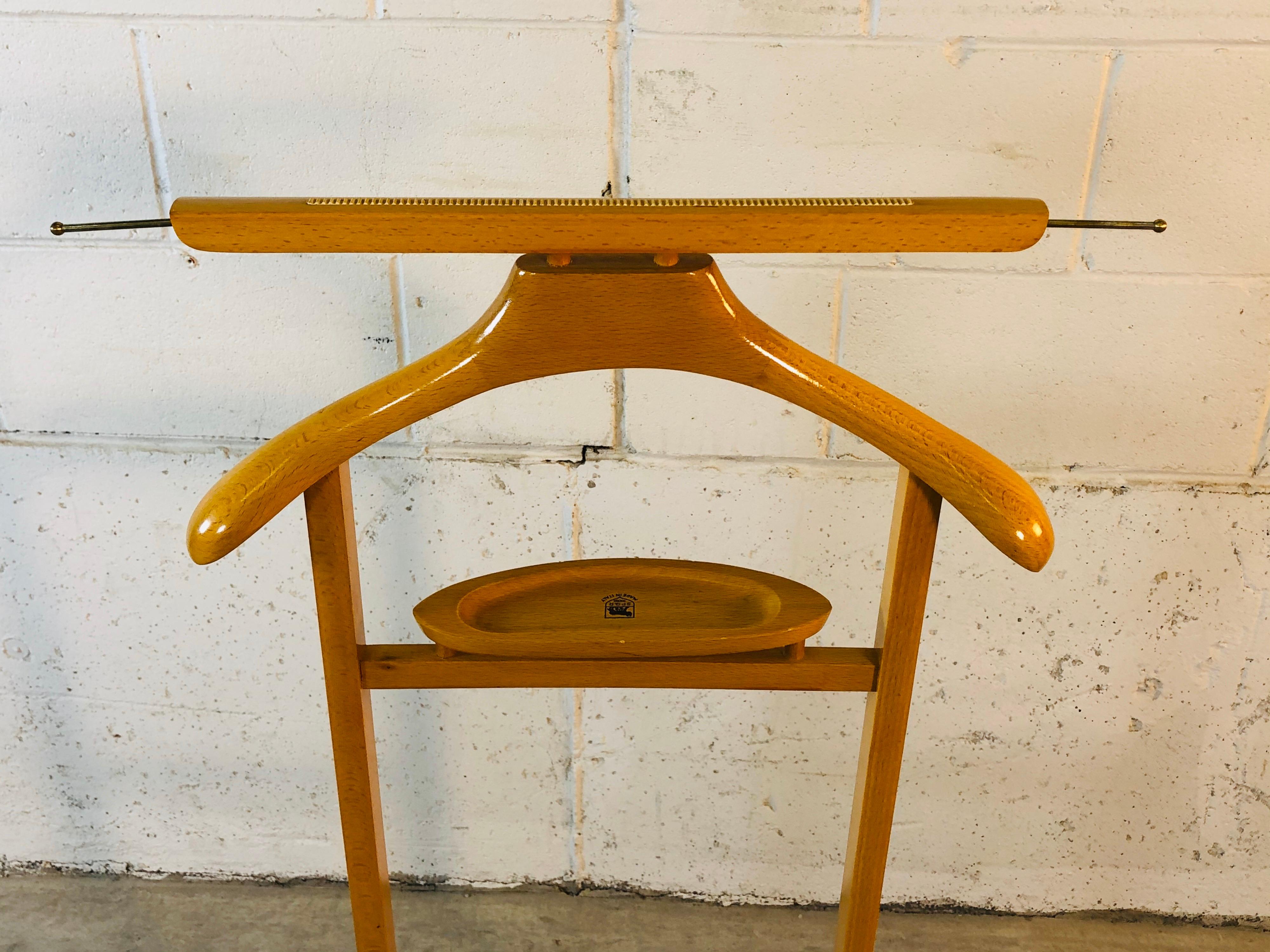 1950s Maple Wood Italian Men’s Valet In Good Condition In Amherst, NH