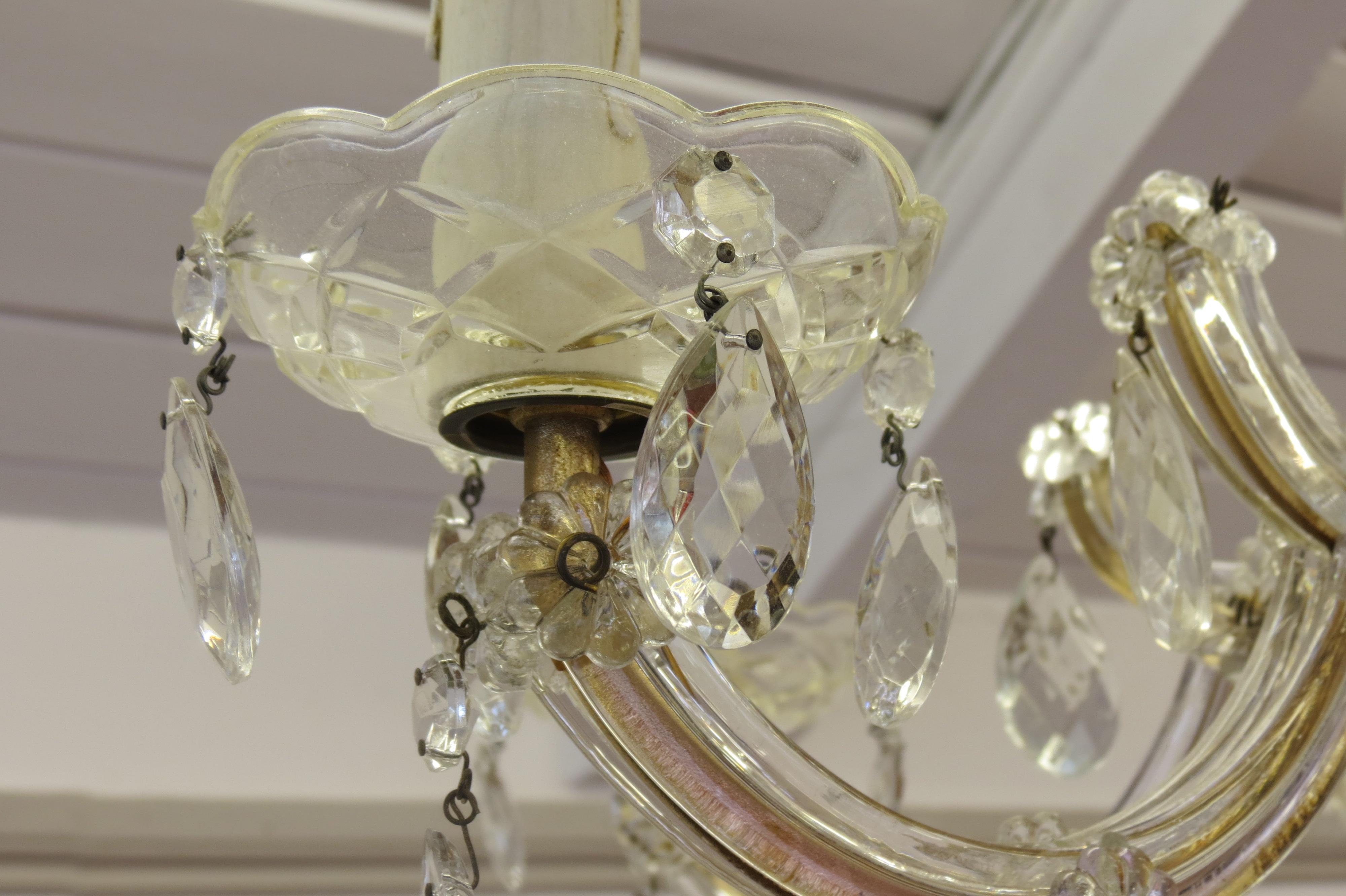 1950s Maria Theresa Glass Crystal Leaves 5-Light Glass Chandelier 7