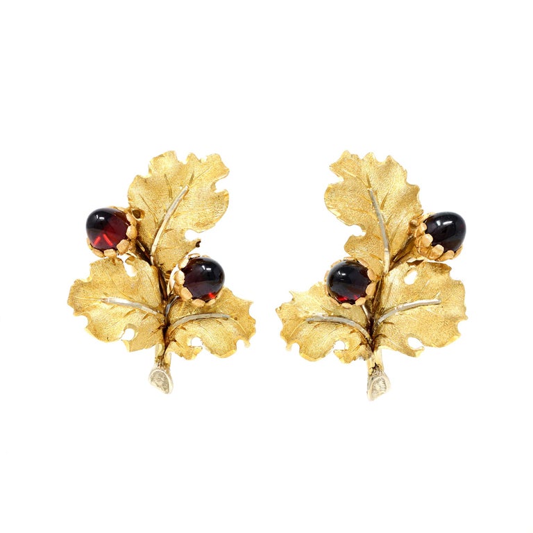 1950s Mario Buccellati Garnet and Gold Acorn and Leaf Brooch and Earclips  at 1stDibs