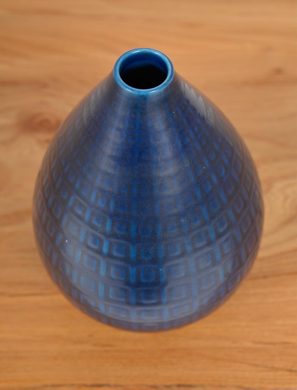 Glazed 1950s Marselis Series Vase 2631 by Nils Thorsson for Aluminia Royal Copenhagen