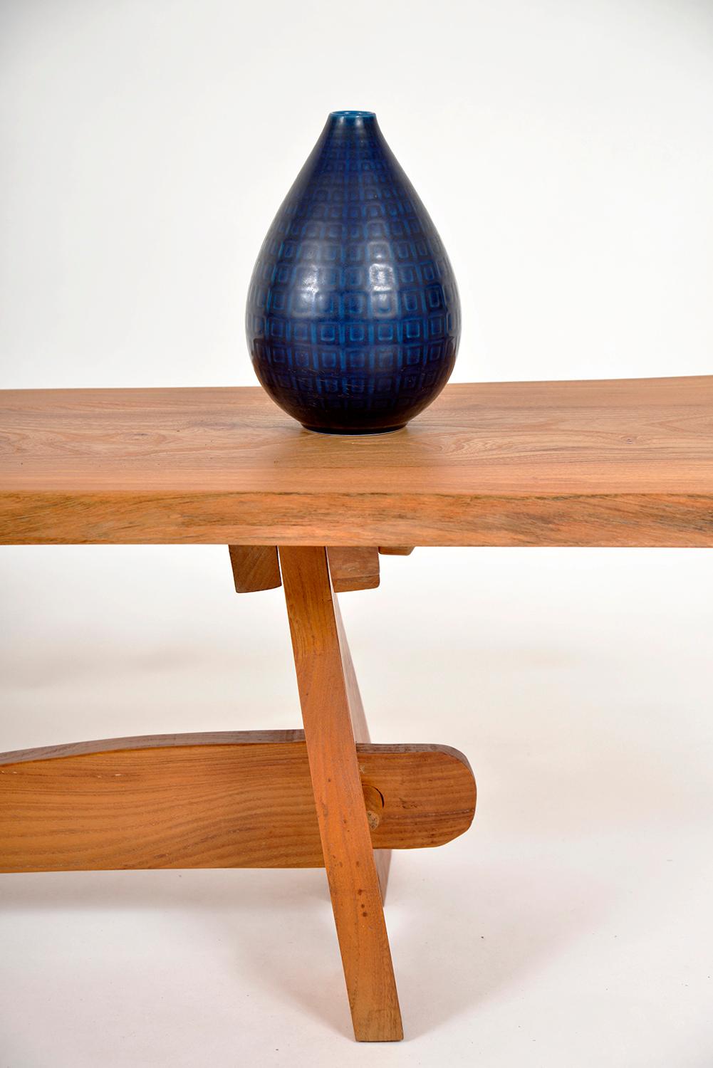 1950s Marselis Series Vase 2631 by Nils Thorsson for Aluminia Royal Copenhagen 1