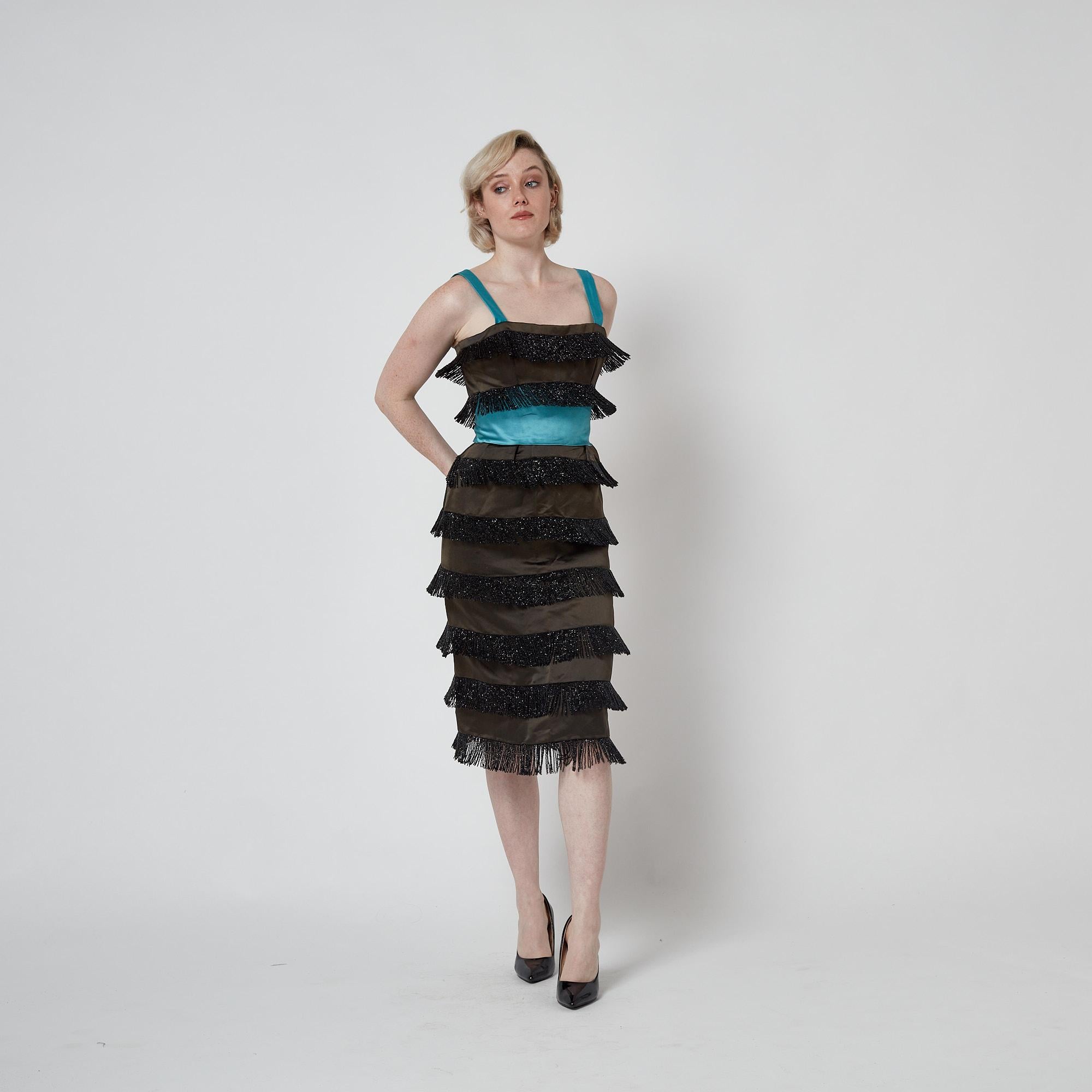 1950s Martha Boutique Robe à pompon perlé noir et turquoise en vente 4