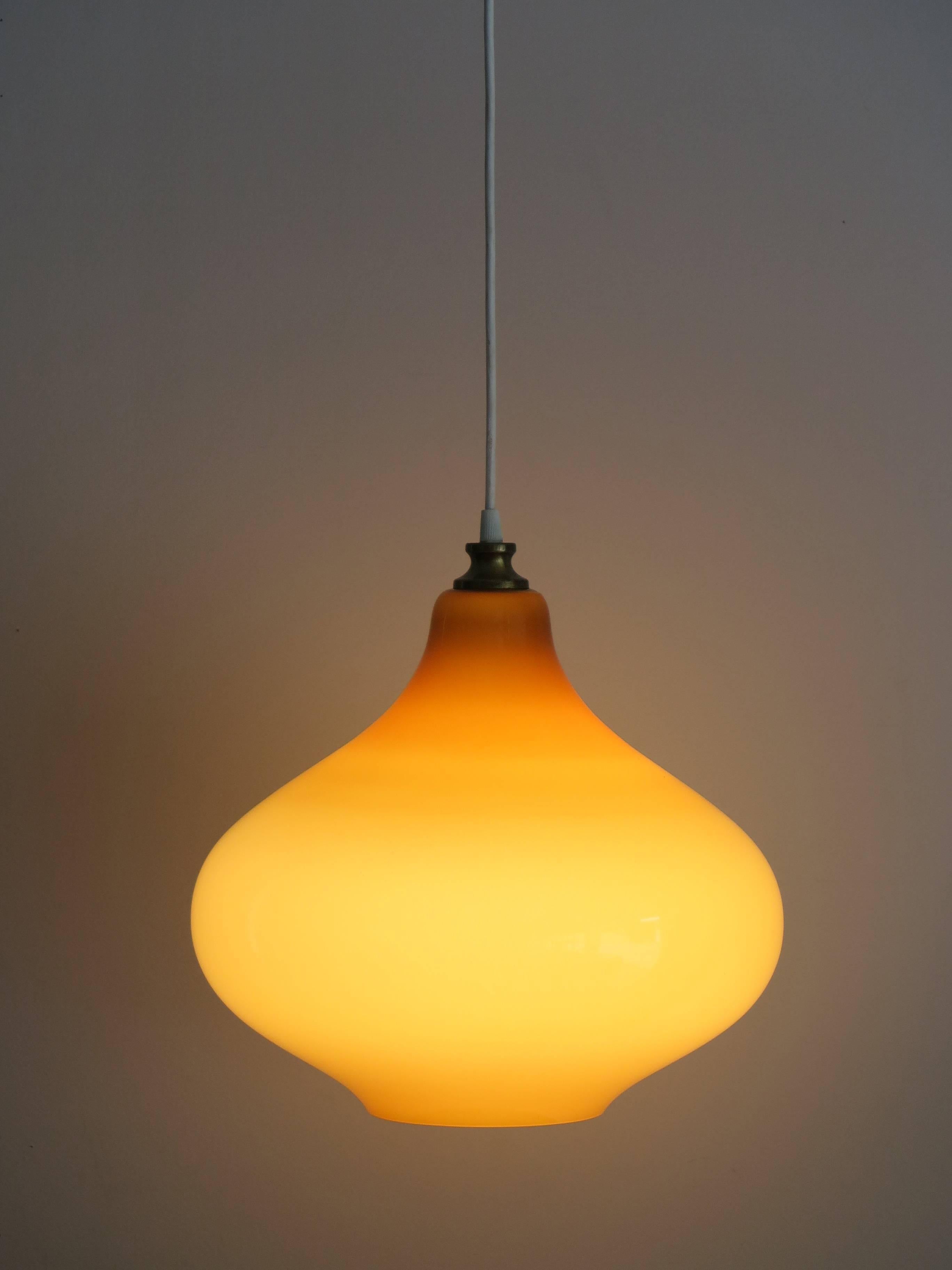 Mid-Century Modern 1950s Massimo Vignelli Italian Midcentury Design Glass Pendant Lamp for Venini