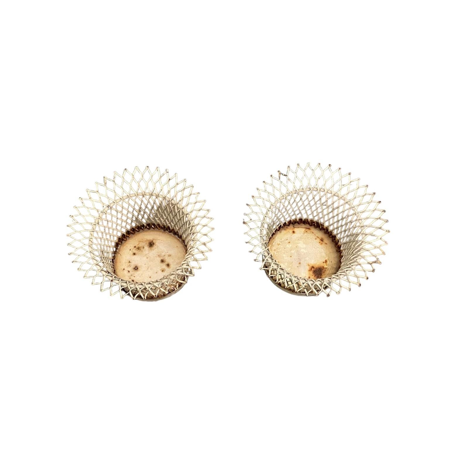 1950's Mathieu Mategot circular Planters, white lacquered Mesh, a Pair In Good Condition For Sale In London, Fitzrovia