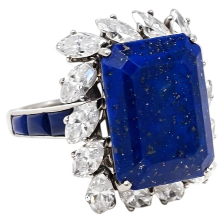 Bague de cocktail Mauboussin en lapis-lazuli et diamants, années 1950 en vente