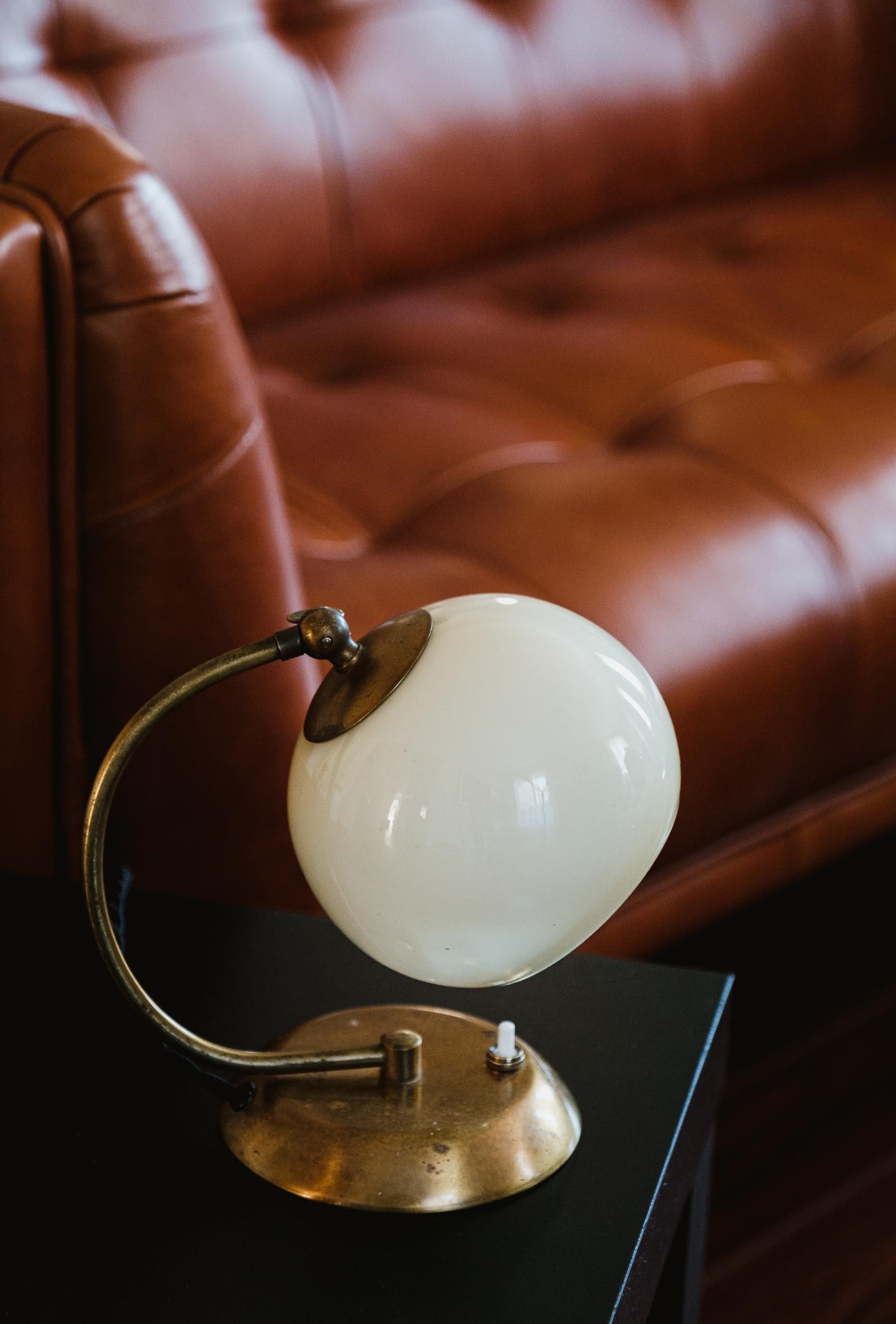 Scandinavian Modern 1950s Mauri Almari Brass and Opaline Glass Table Lamp for Idman Oy