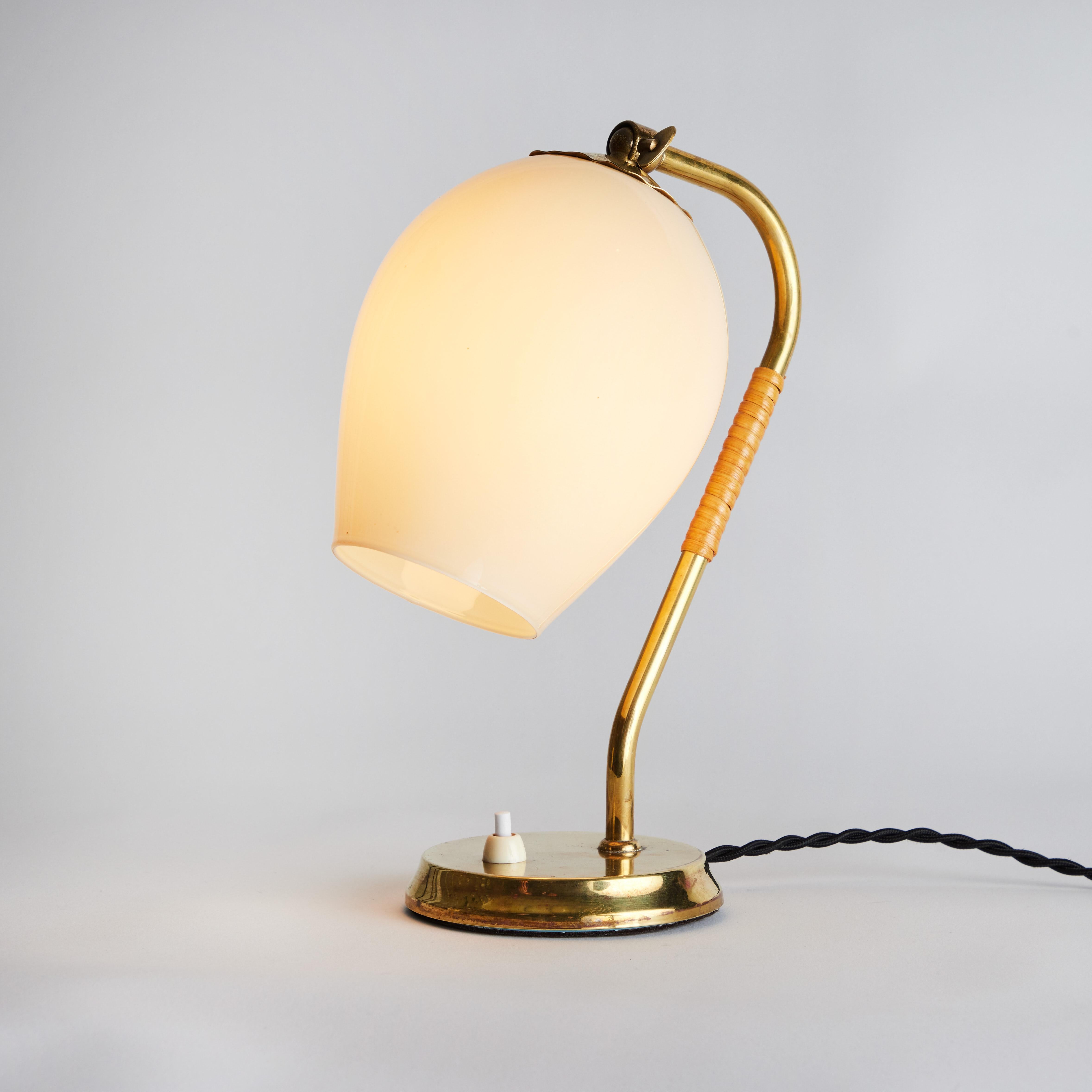 1950s Mauri Almari Glass & Rattan Table Lamp for Idman Oy, Finland 10