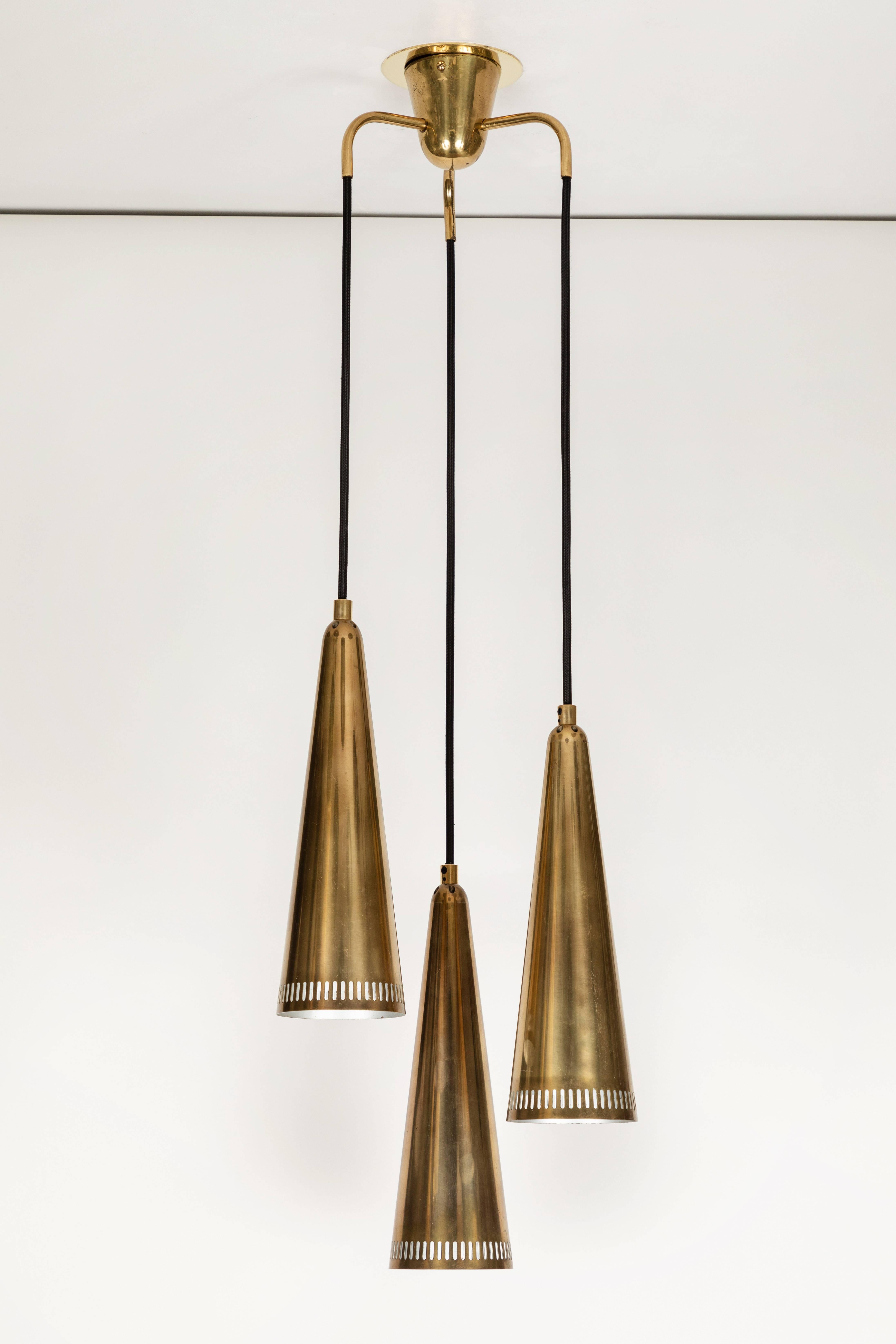 Finnish 1950s Mauri Almari 'K2-48' Chandelier for Idman