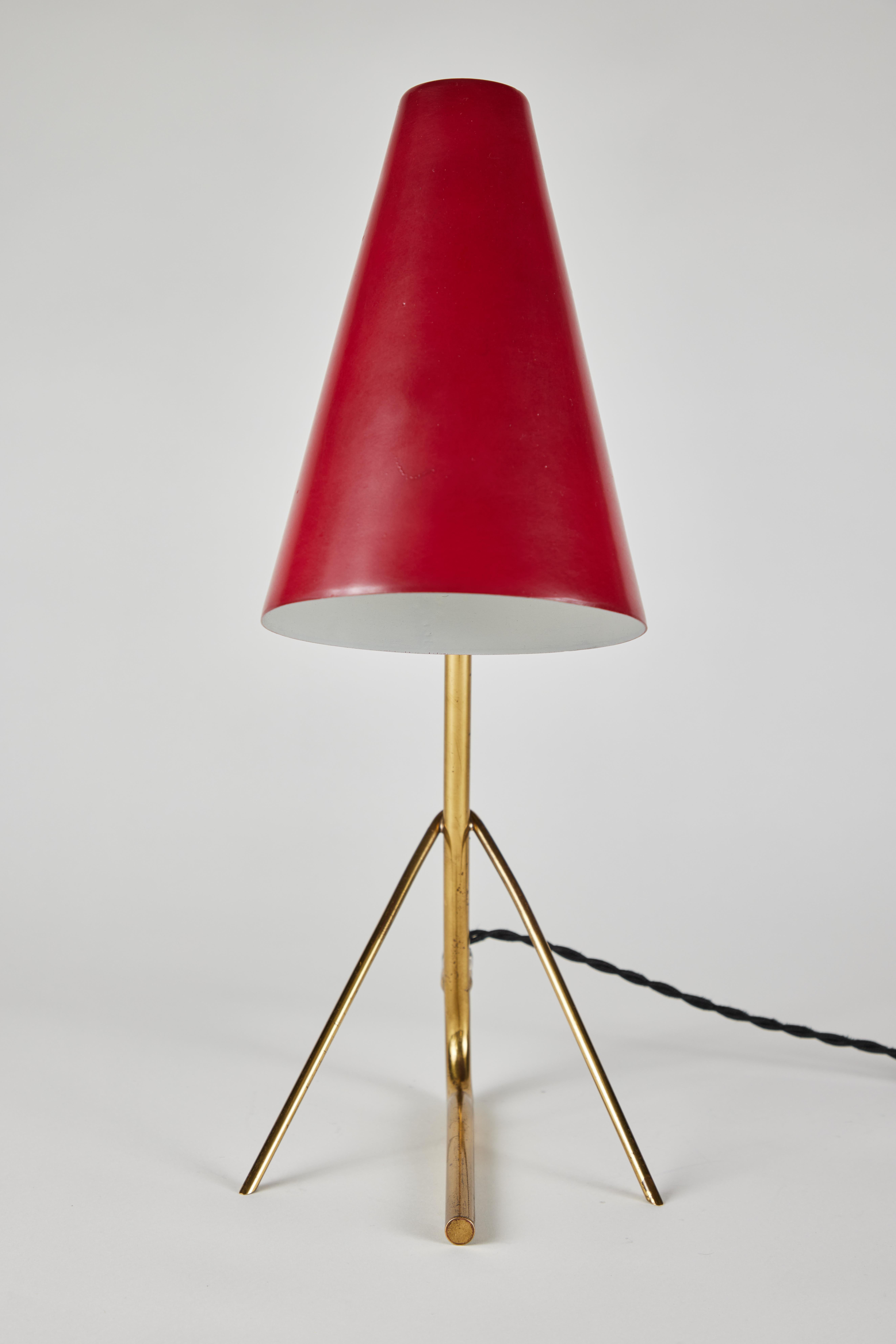 Brass 1950s Mauri Almari Model K11-17 Table Lamp for Idman For Sale