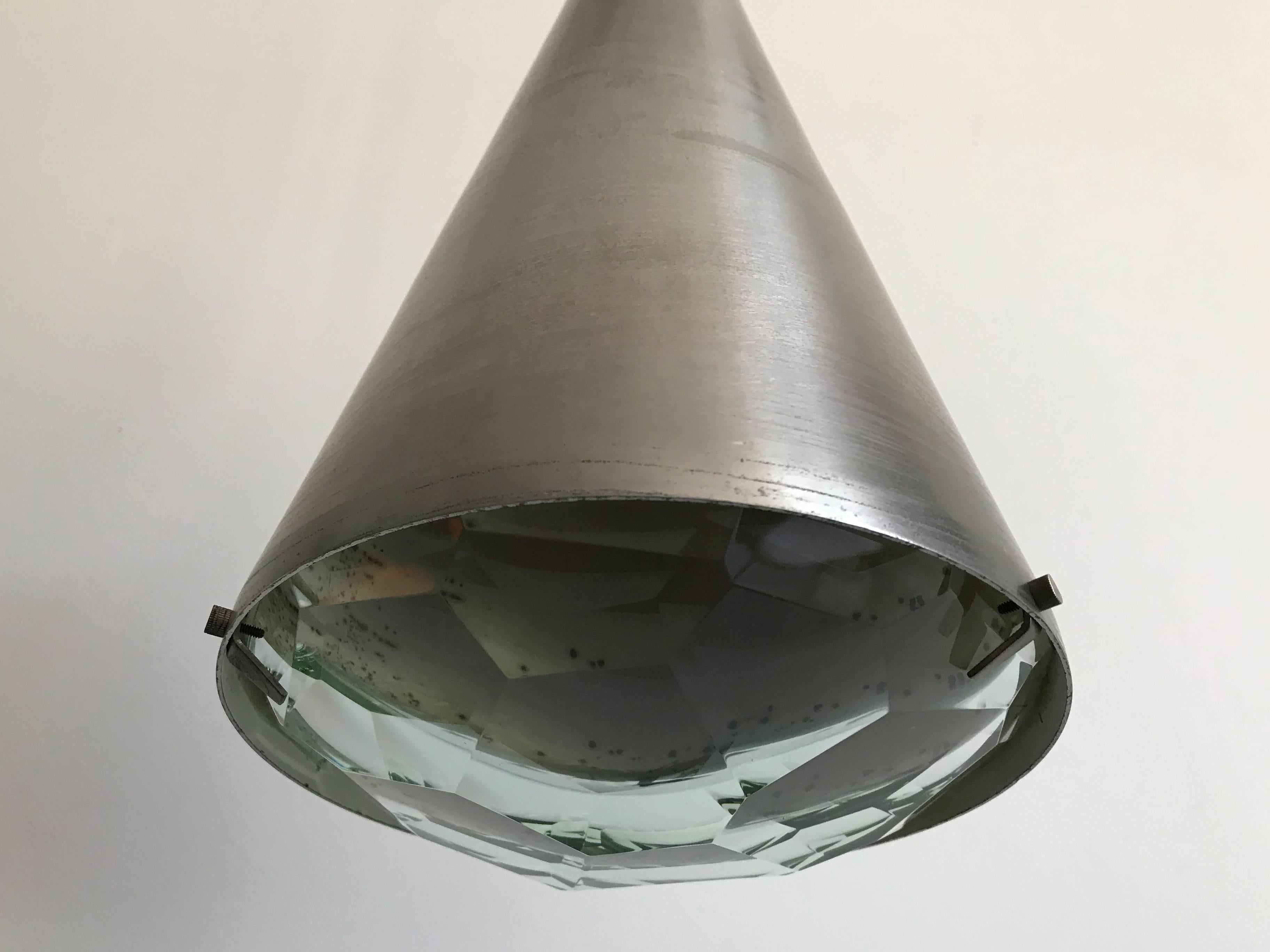 1950s Max Ingrand for Fontana Arte Mid-Century Modern Pendant Lamp Model, 1955 In Good Condition In Reggio Emilia, IT
