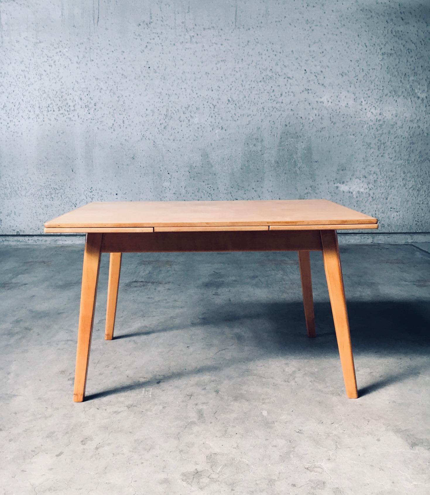 1950er MCM Dutch Design Ausziehbarer Esstisch von Cor Alons für Gouda Den Boer im Angebot 2