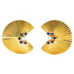 1950's McTeigue Diamond Sapphire 18 Karat Two-Tone Gold Retro Ear-Clip Earring