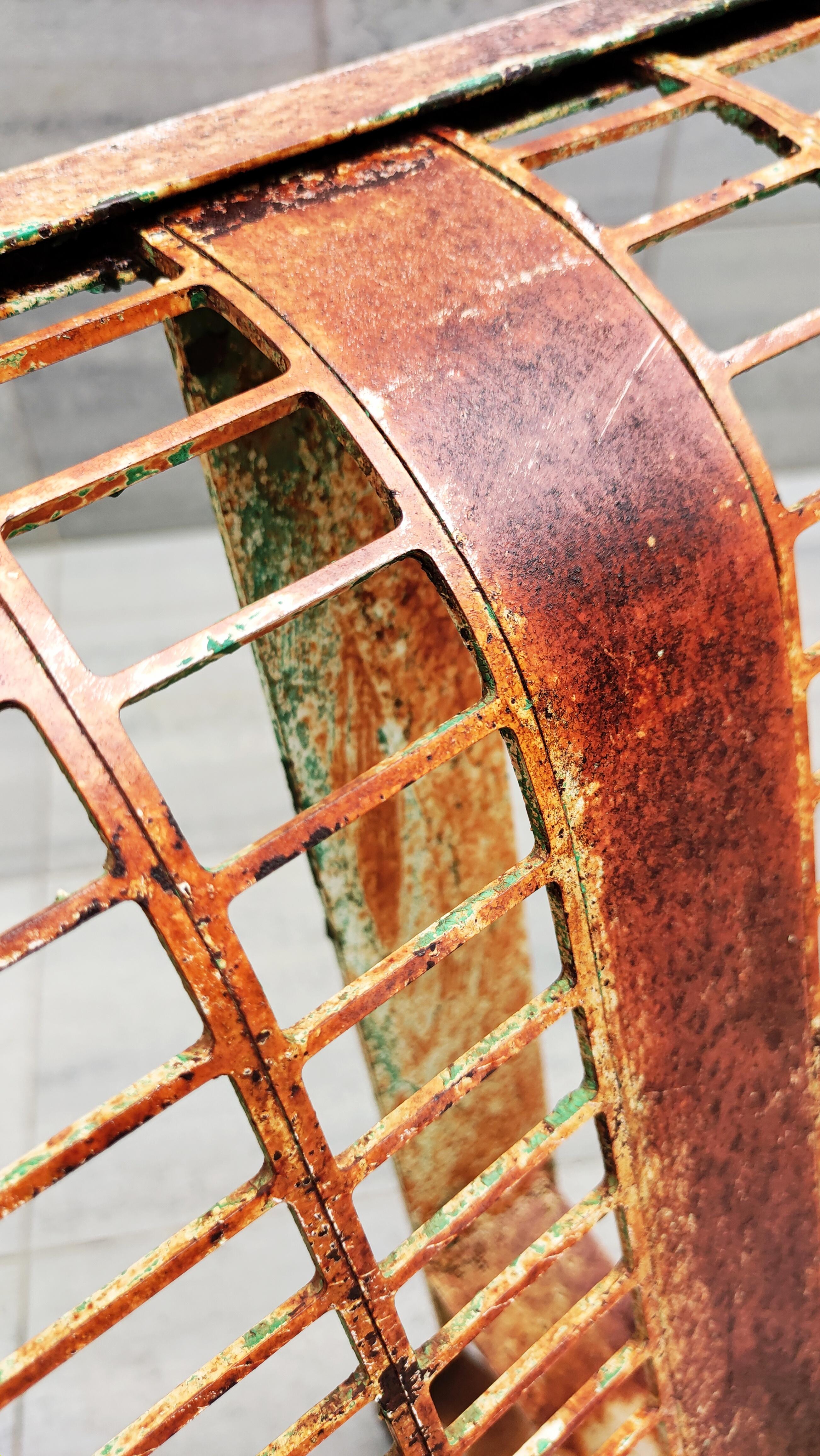 1950s Metal Bench, Spain In Good Condition For Sale In L'Escala, ES