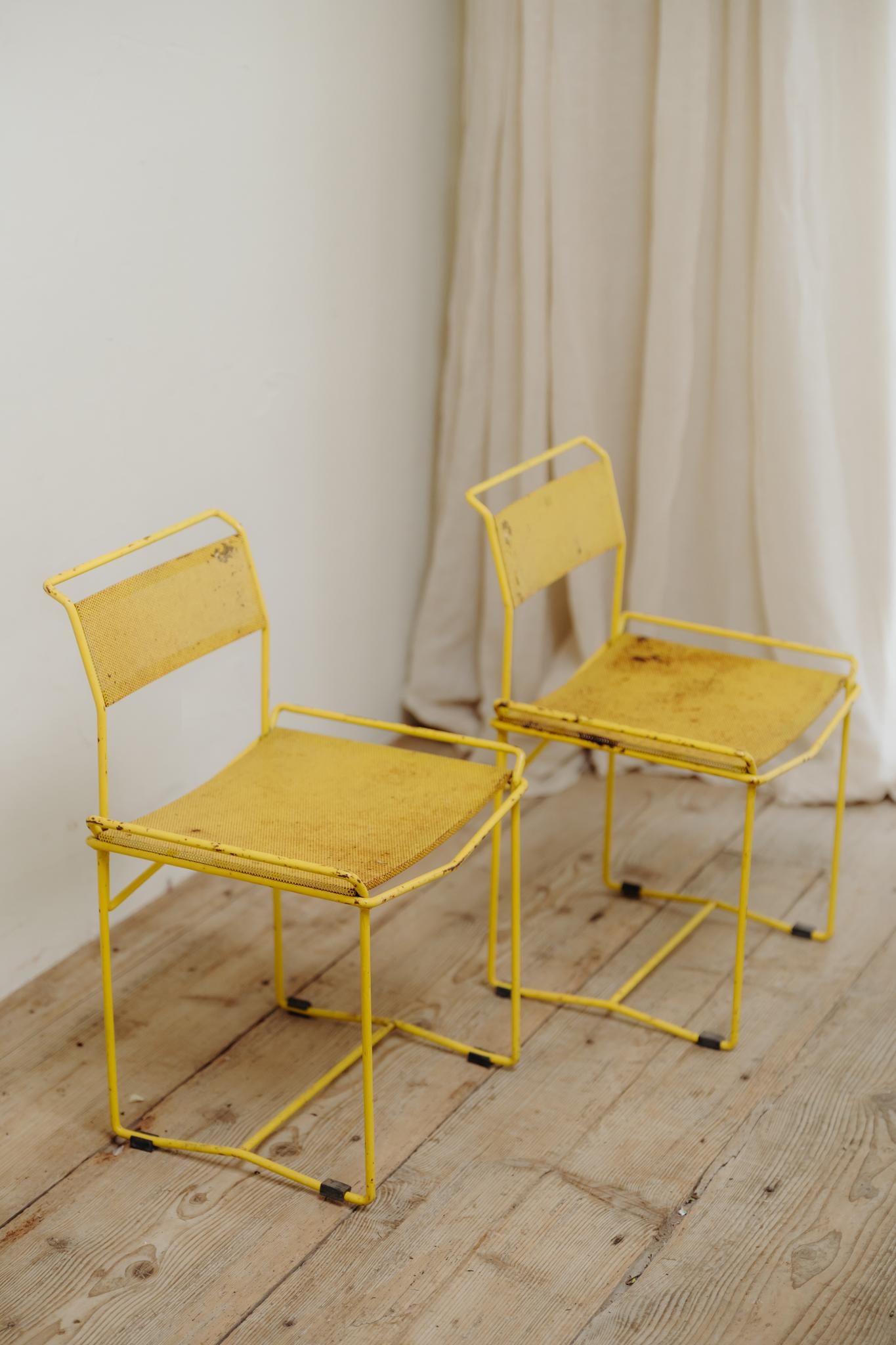 Chaises en métal des années 1950 en vente 4