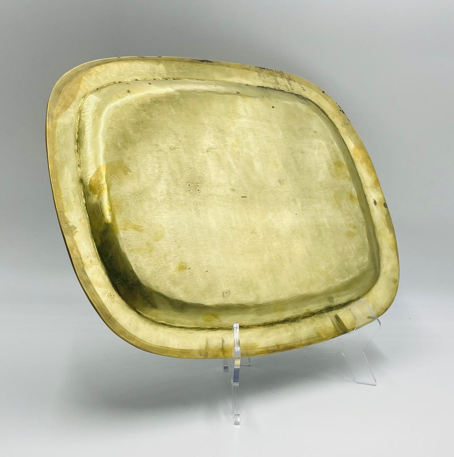 Vassoio messicano del 1950 in ottone e conchiglia di abalone con cinque bicchieri, Modernismo messicano in vendita 9