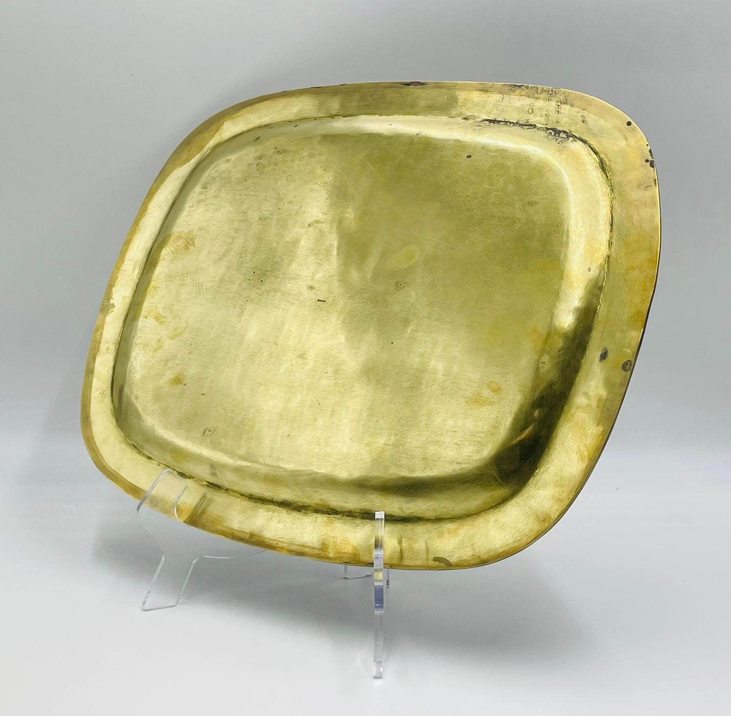 Vassoio messicano del 1950 in ottone e conchiglia di abalone con cinque bicchieri, Modernismo messicano in vendita 10