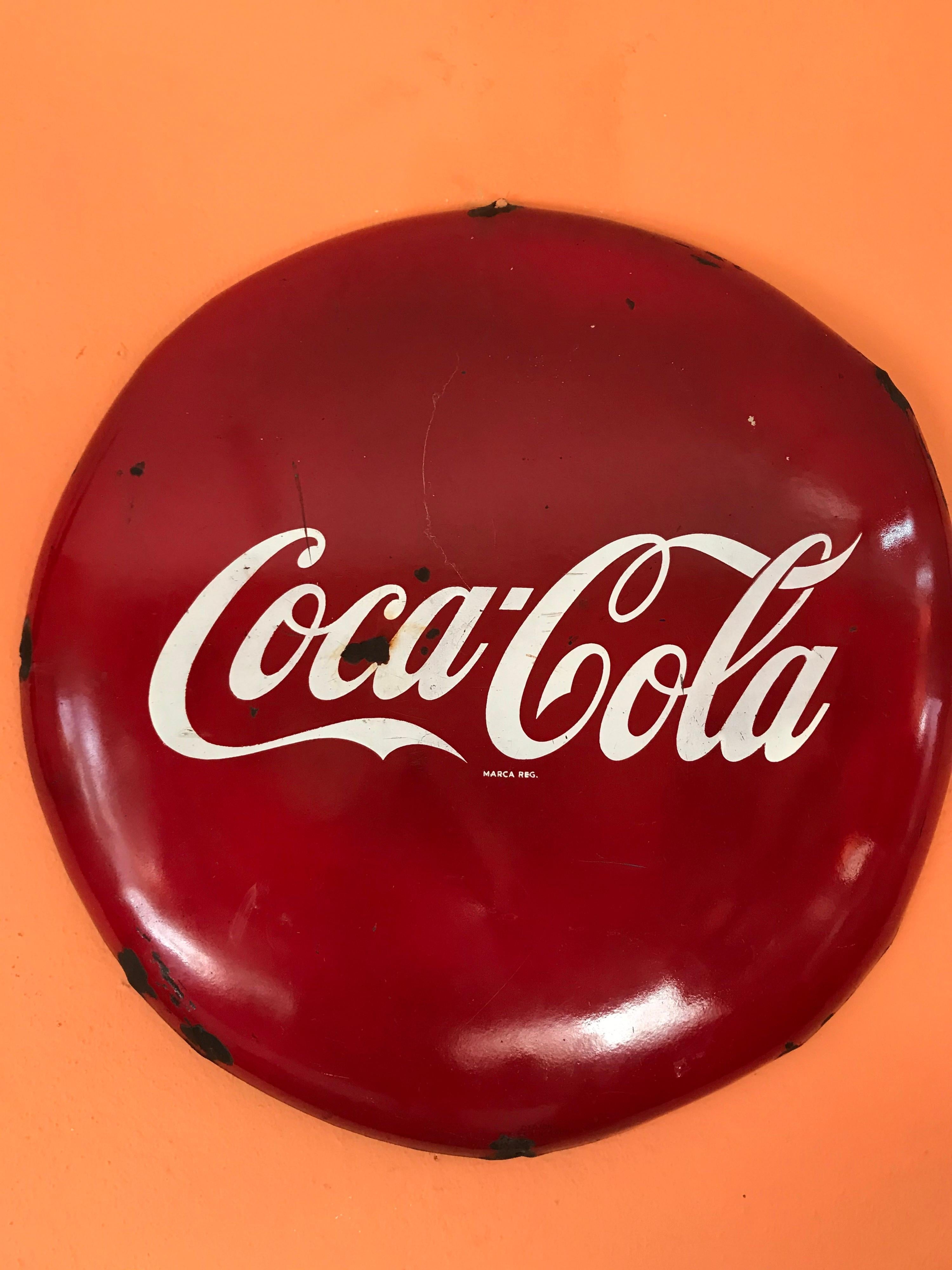 Original Coca Cola round sign, measures: 24” inches x 2” inches
Mexico, 1950s.
Original vintage condition.