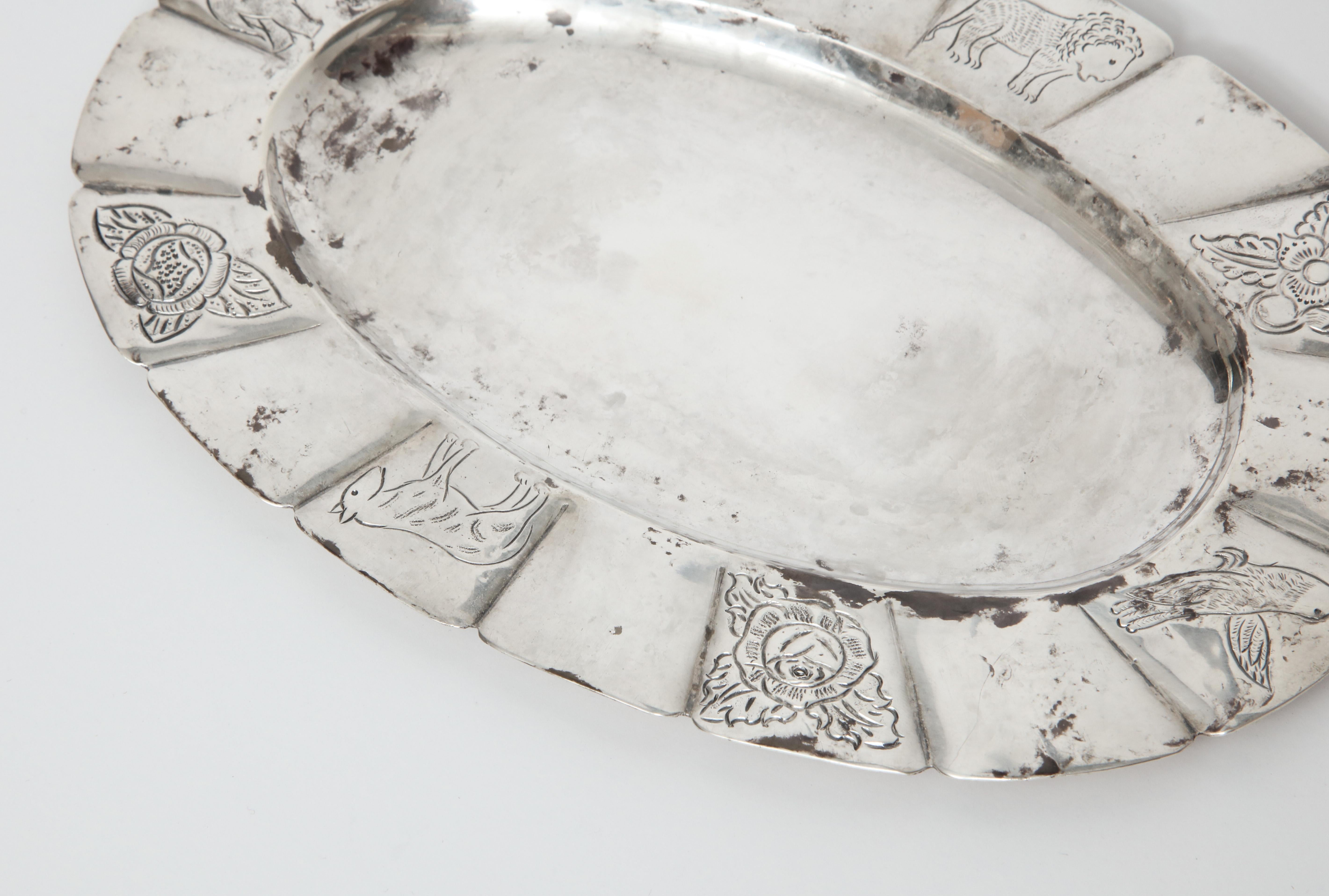 1950s Mexican Sterling Oval Dish Hand-Engraved with Flora and Fauna 3