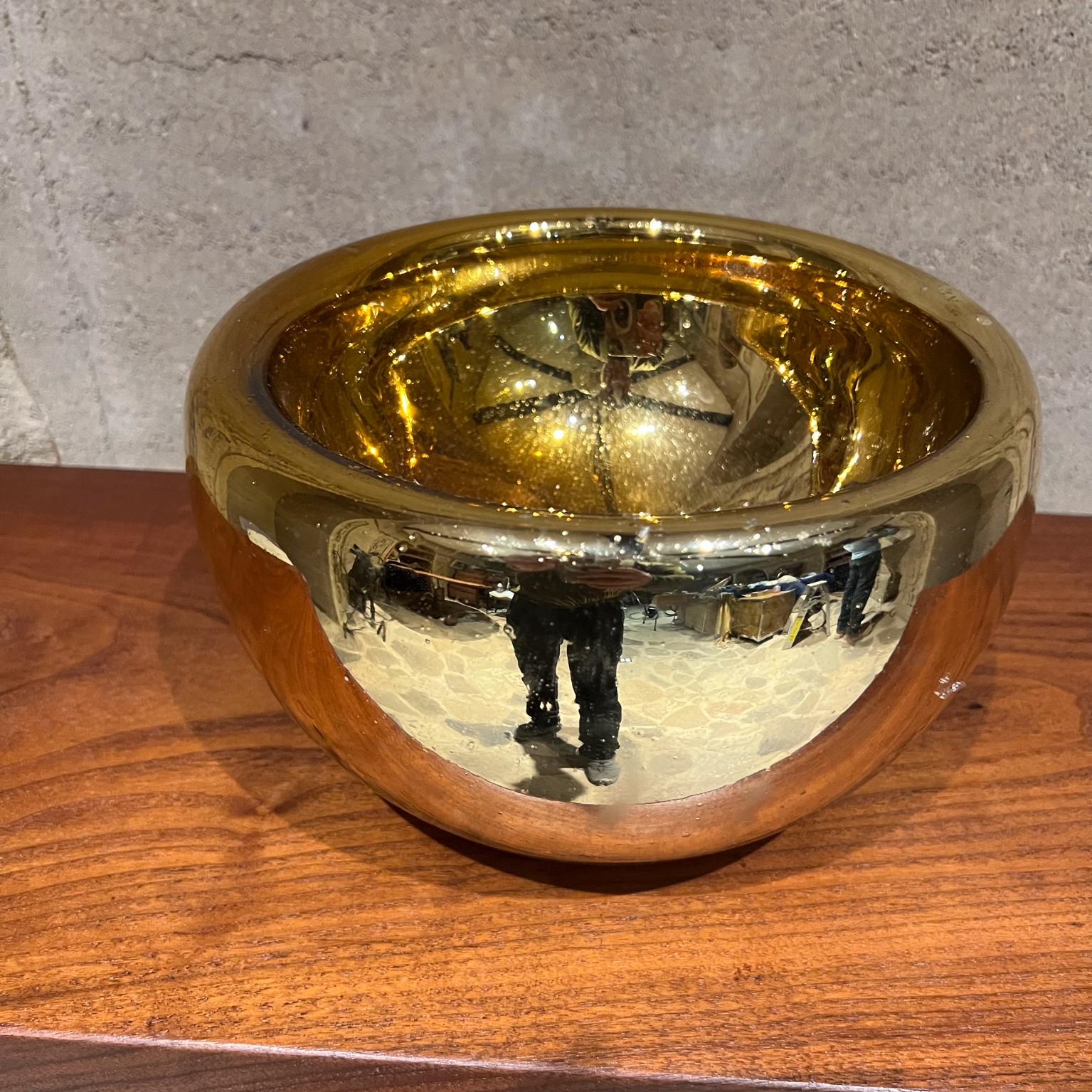 Mexicain 1950s Mexico Gold Mercury Glass Bowl Style Luis Barragan en vente